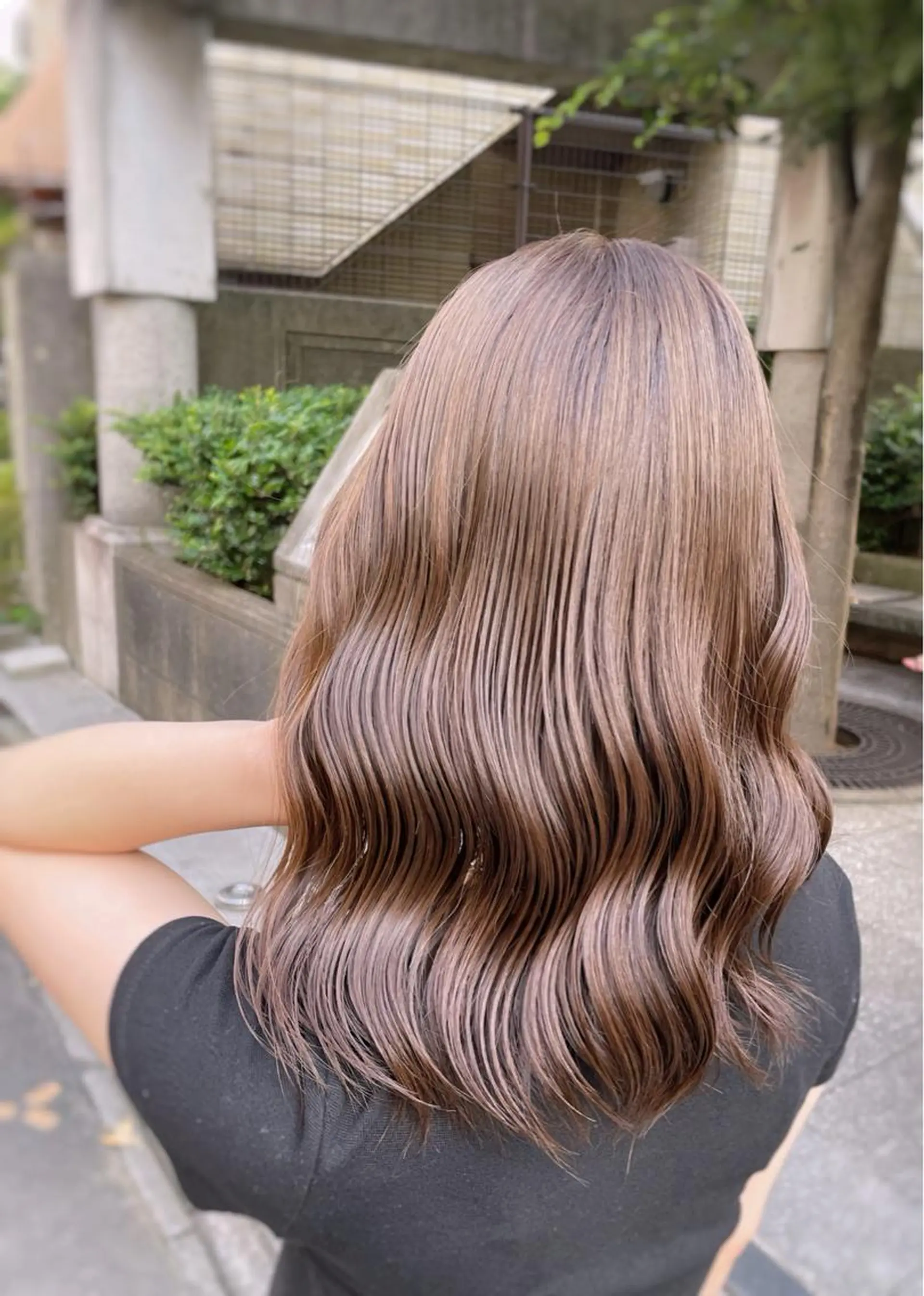 ミディアム カラー ミヤザキ タクトのヘアスタイル