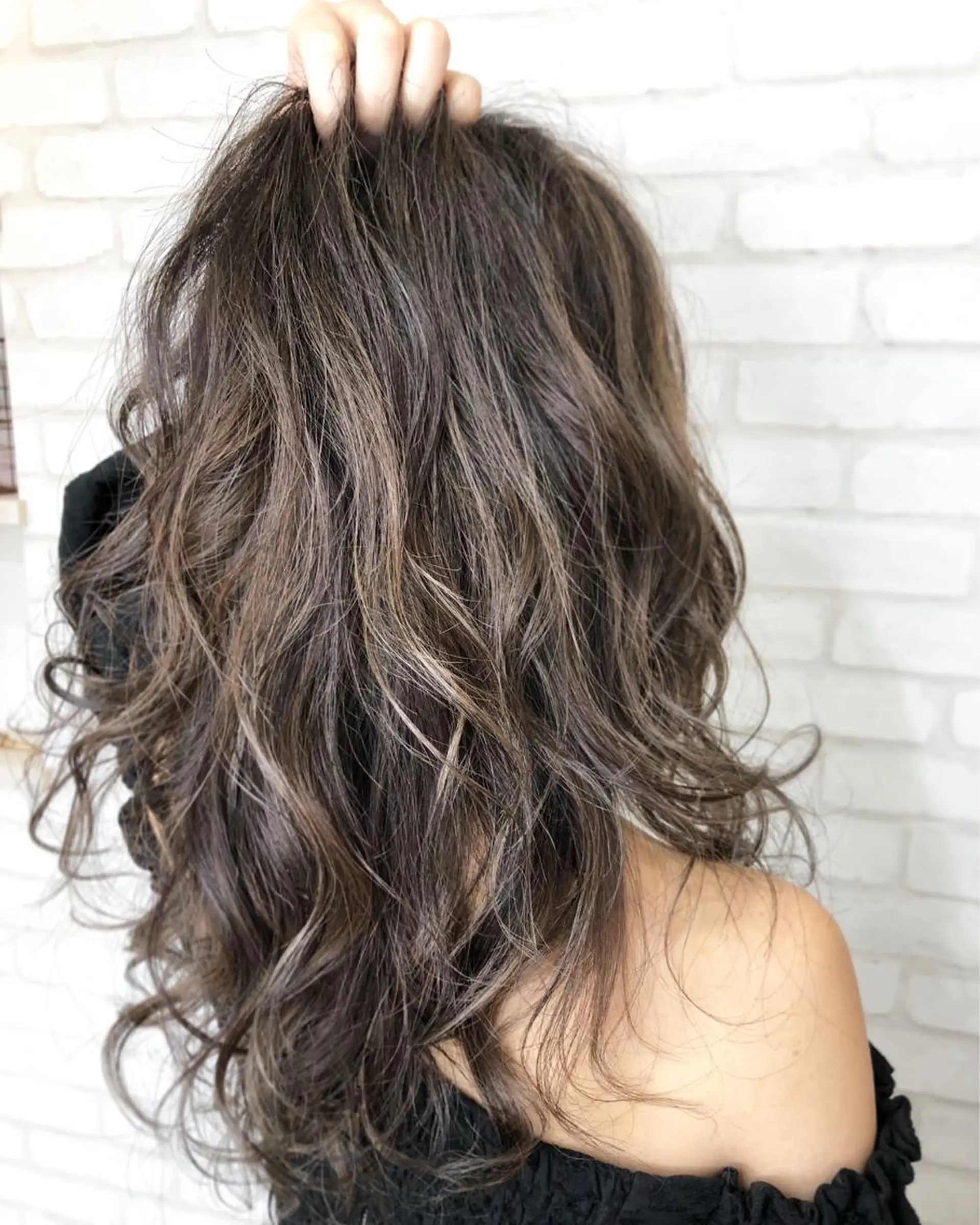 セミロング エクステ 🦄コグレケンタピ ンクカラー🎨パーマのヘアスタイル