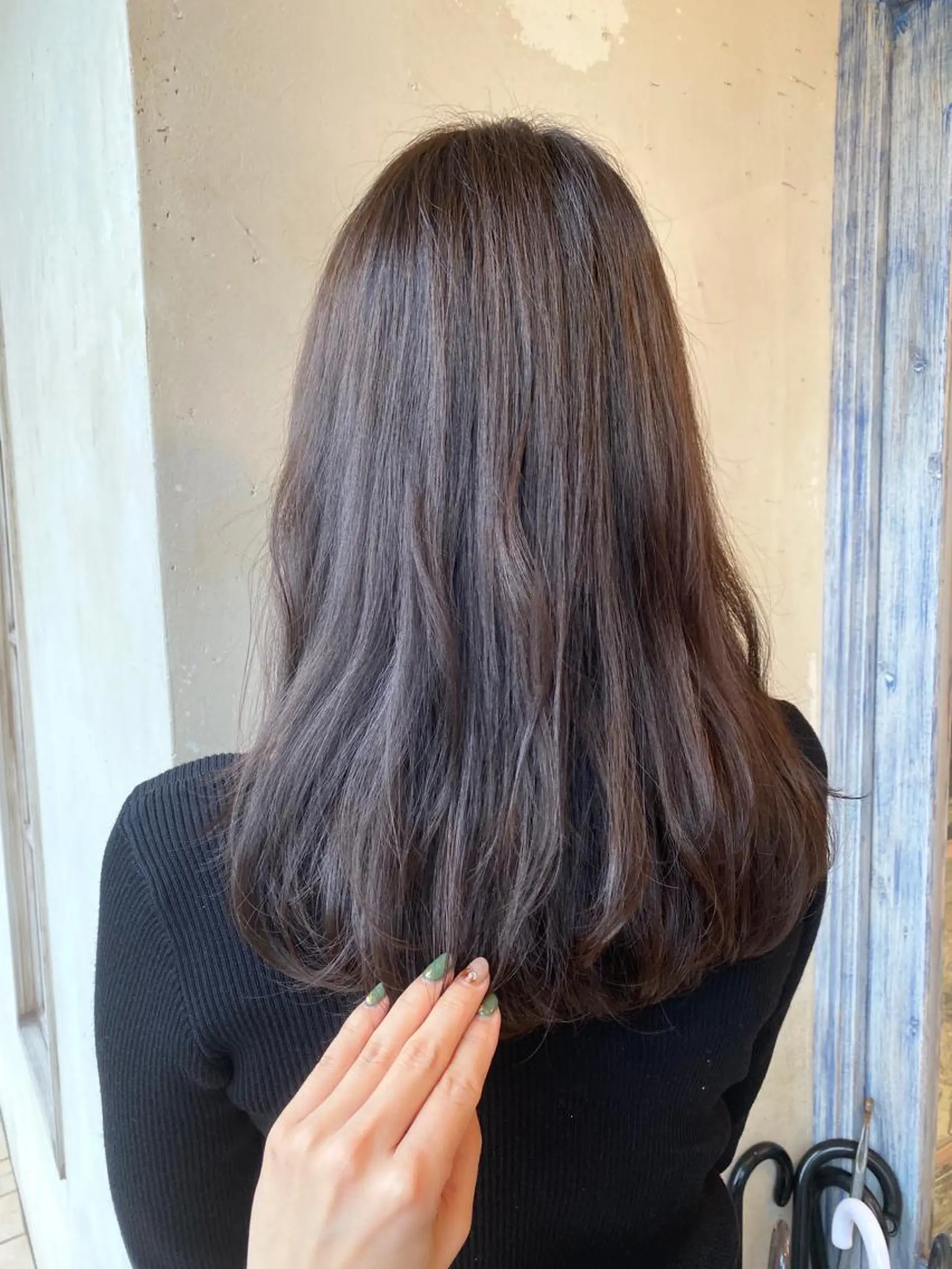 ロング カラー ベージュカラー ブリーチ モカベージュ ブリーチなしカラー トリートメント 森 早希絵のヘアスタイル