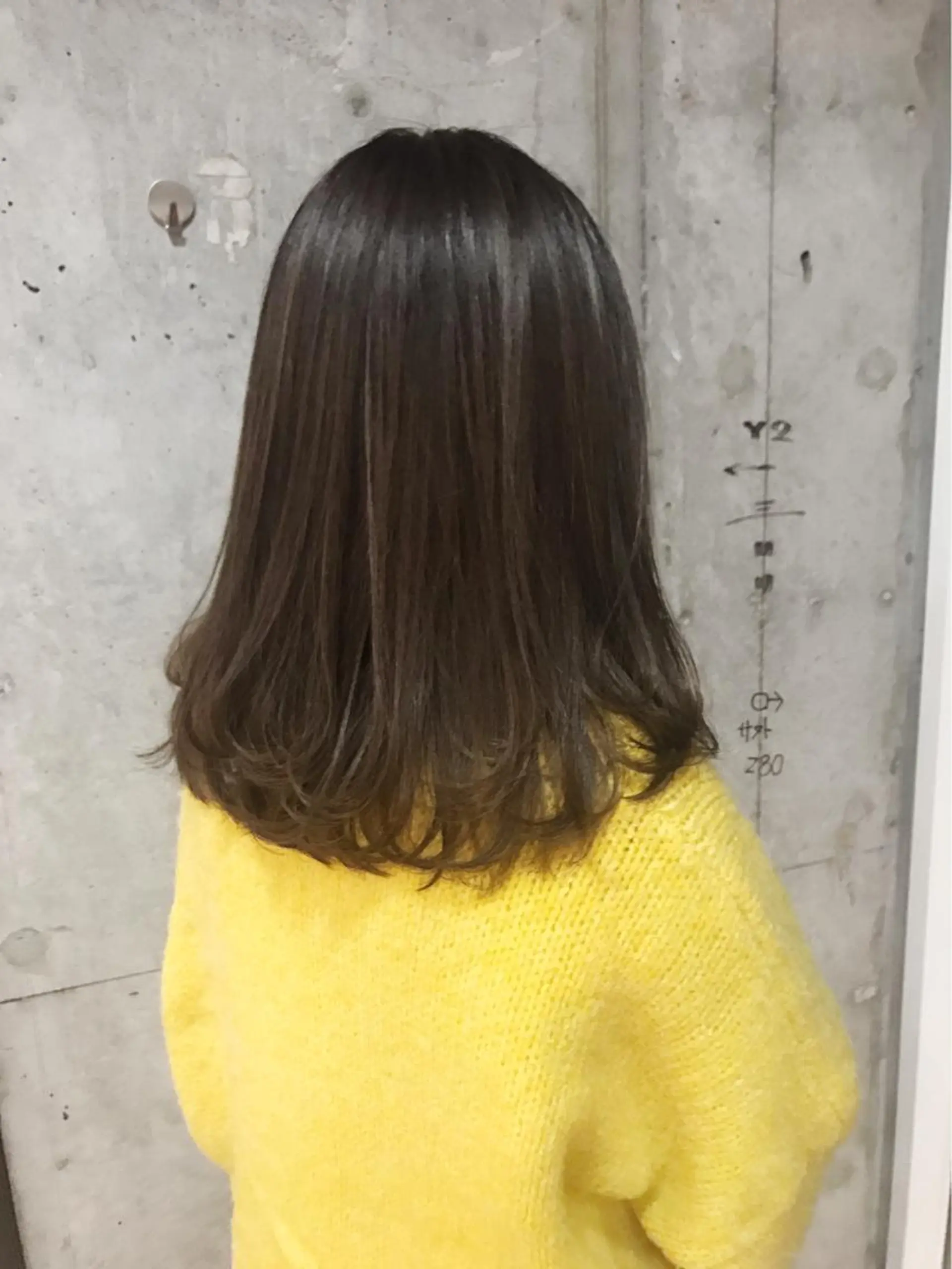 セミロング カラー 開發 智也のヘアスタイル