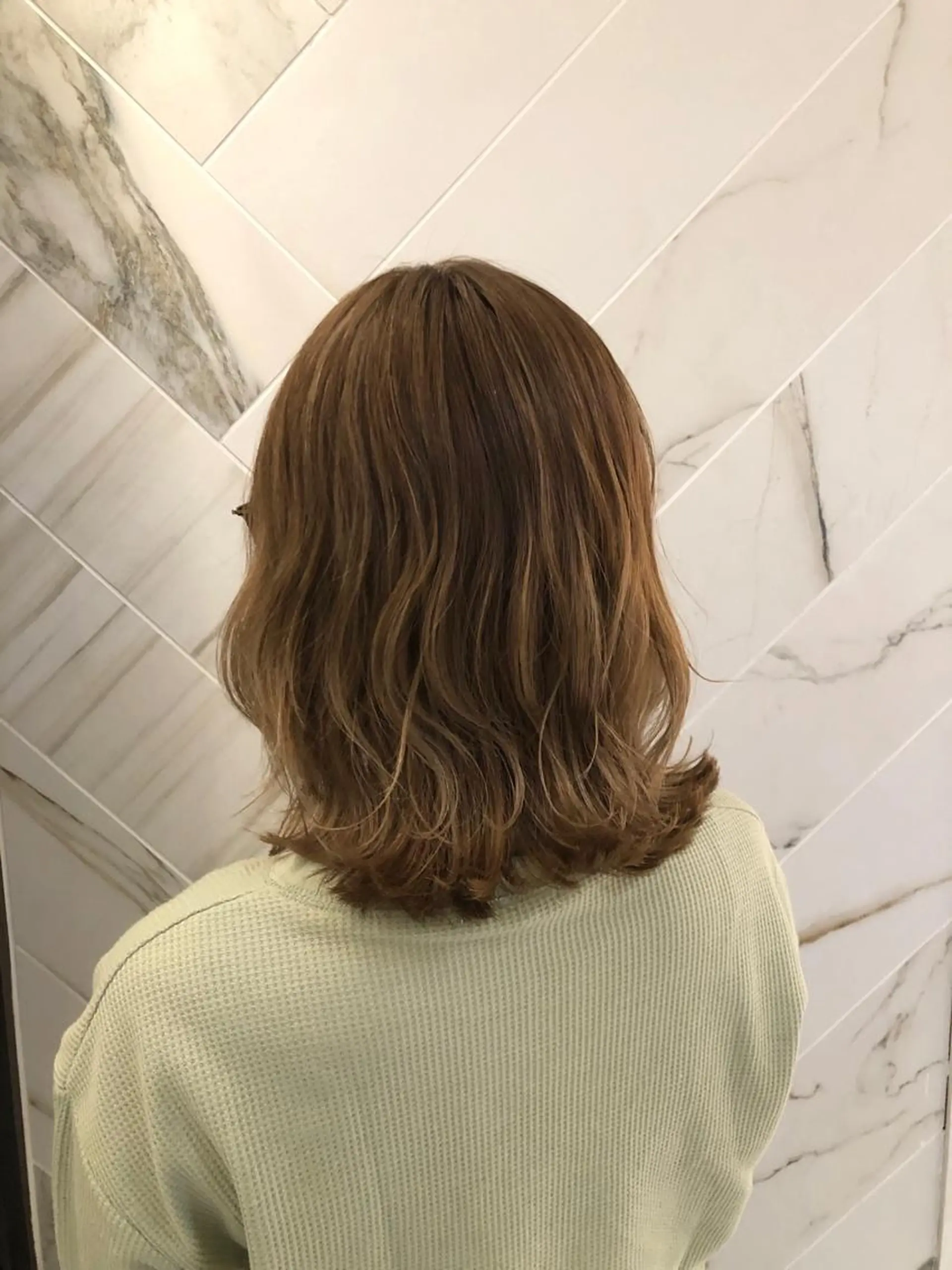 ミディアム カラー ヘアアレンジ 結婚式・ブライダル アディクシーカラー ベージュカラー ブリーチ 透明感カラー カット ヘアカラー トリートメント ✨似合うのその先へ✨ 田中延和のヘアスタイル
