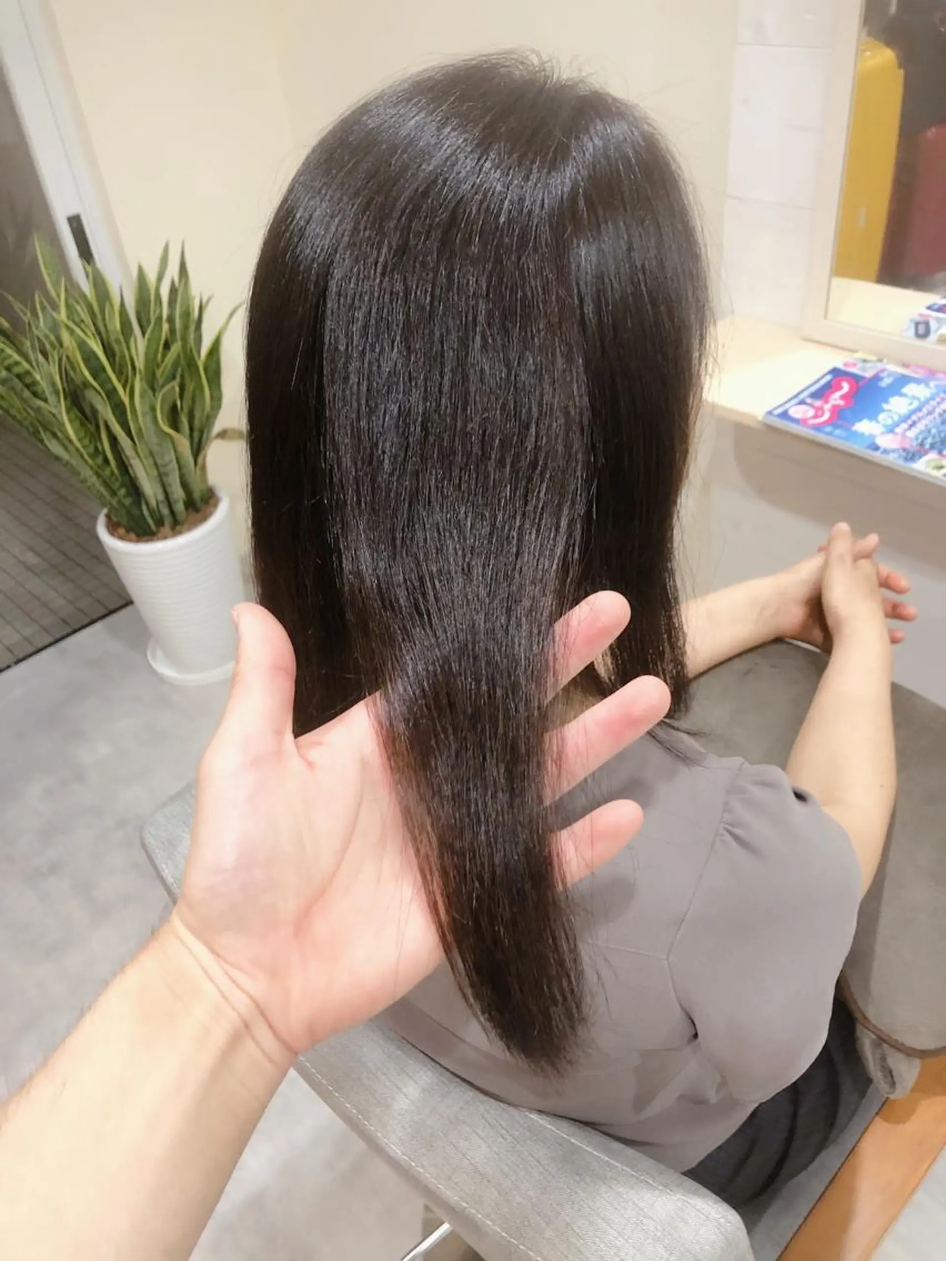 ミディアム カラー ミディアムパーマ 髪質改善 縮毛矯正 カット ヘアカラー トリートメント 髪質改善専門店 Shomaのヘアスタイル