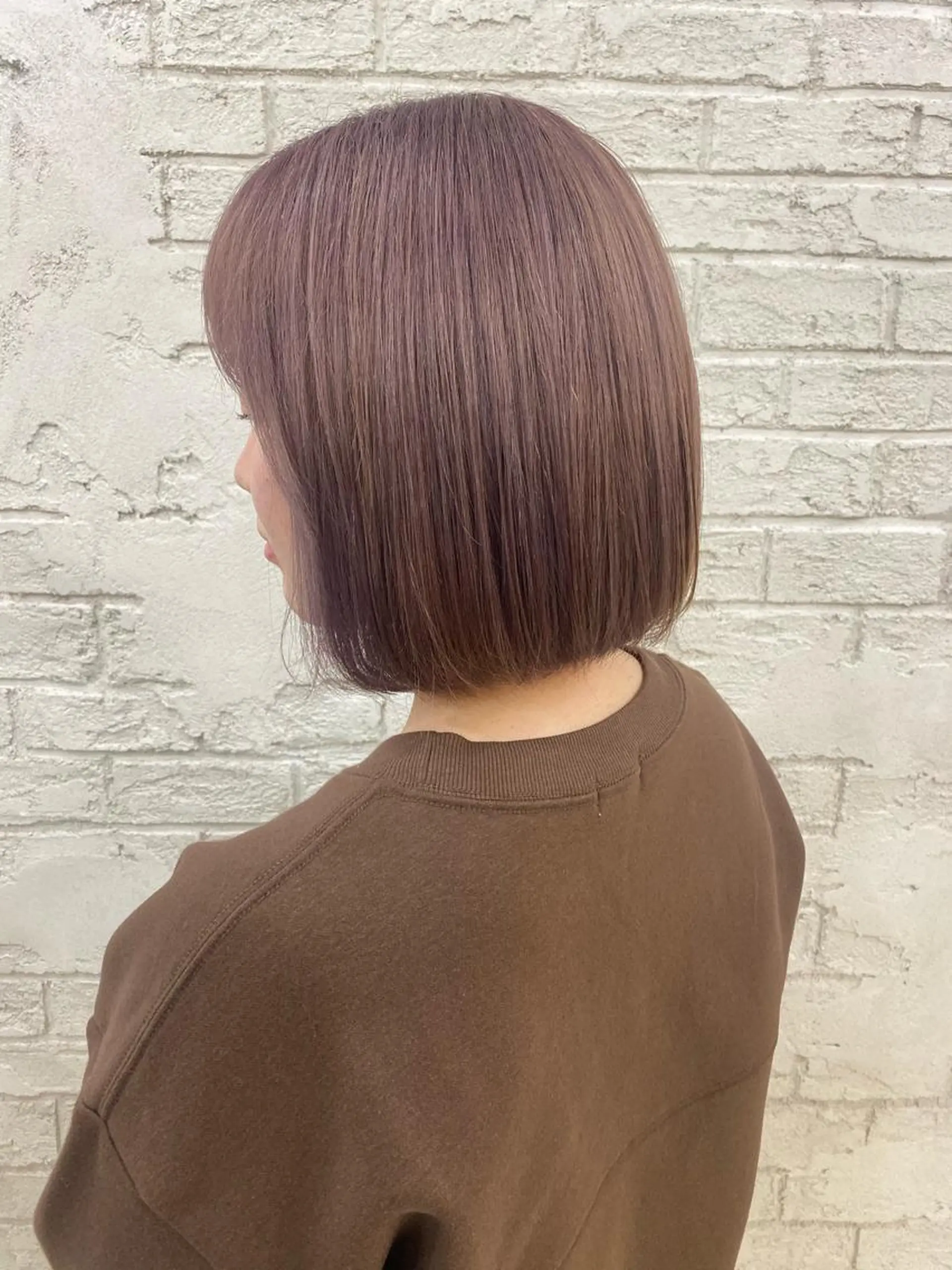 ショート カラー オリーブ/アッシュ やわらか透明感カラーのヘアスタイル