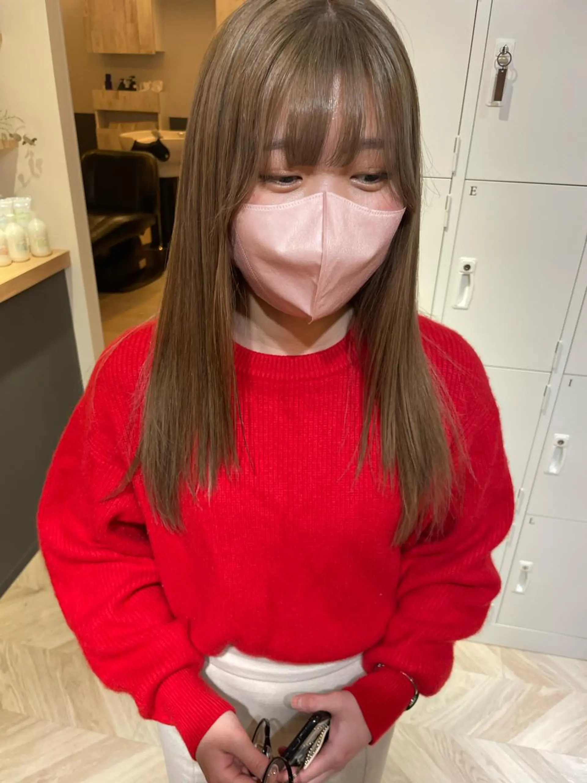 ロング カラー akane .のヘアスタイル