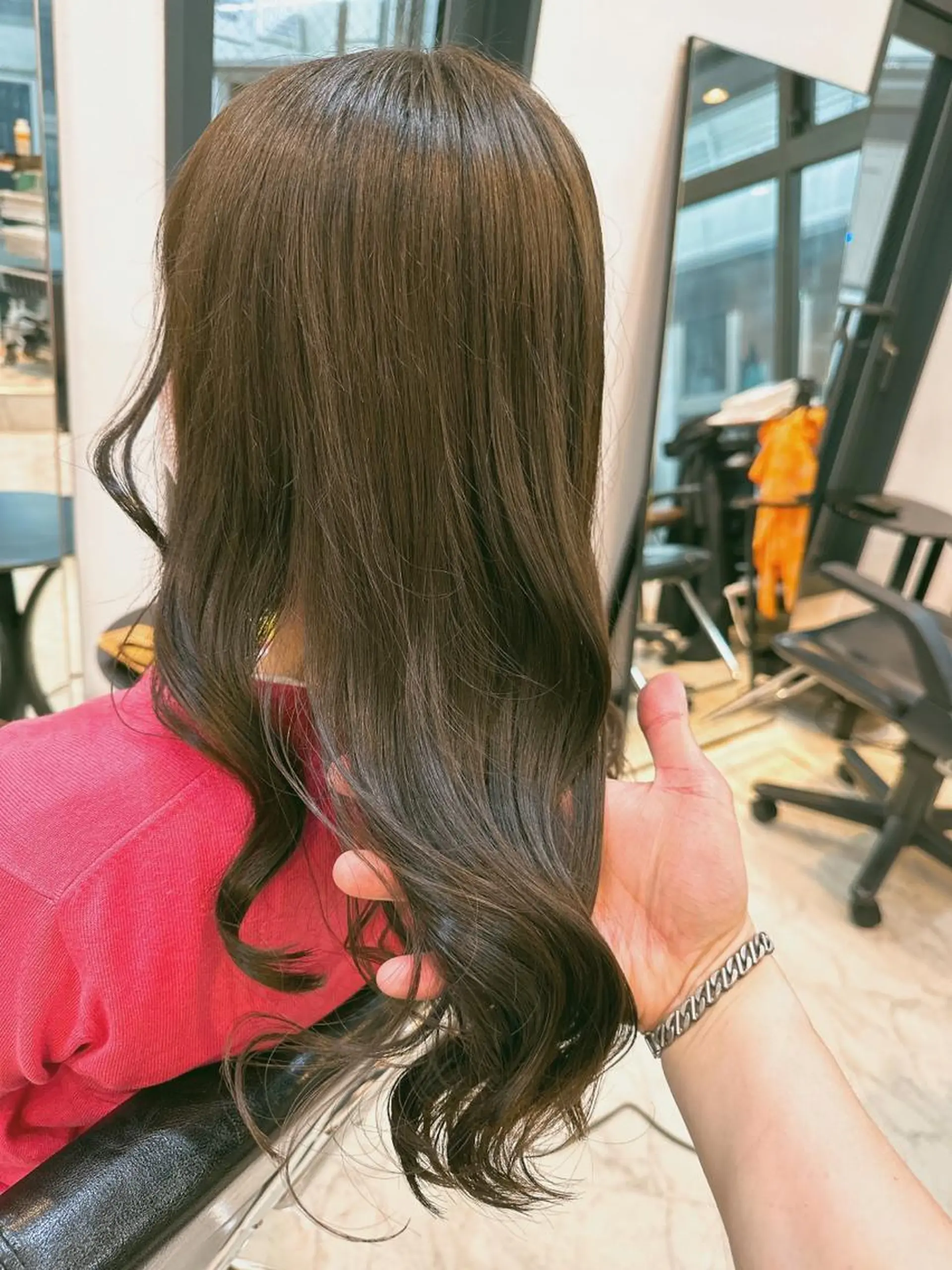 セミロング カラー グレージュ オリーブグレージュ オリーブグレー ヘアカラー トリートメント Artir所属・☆毎月先着15名まで ☆シバタユートのヘアスタイル