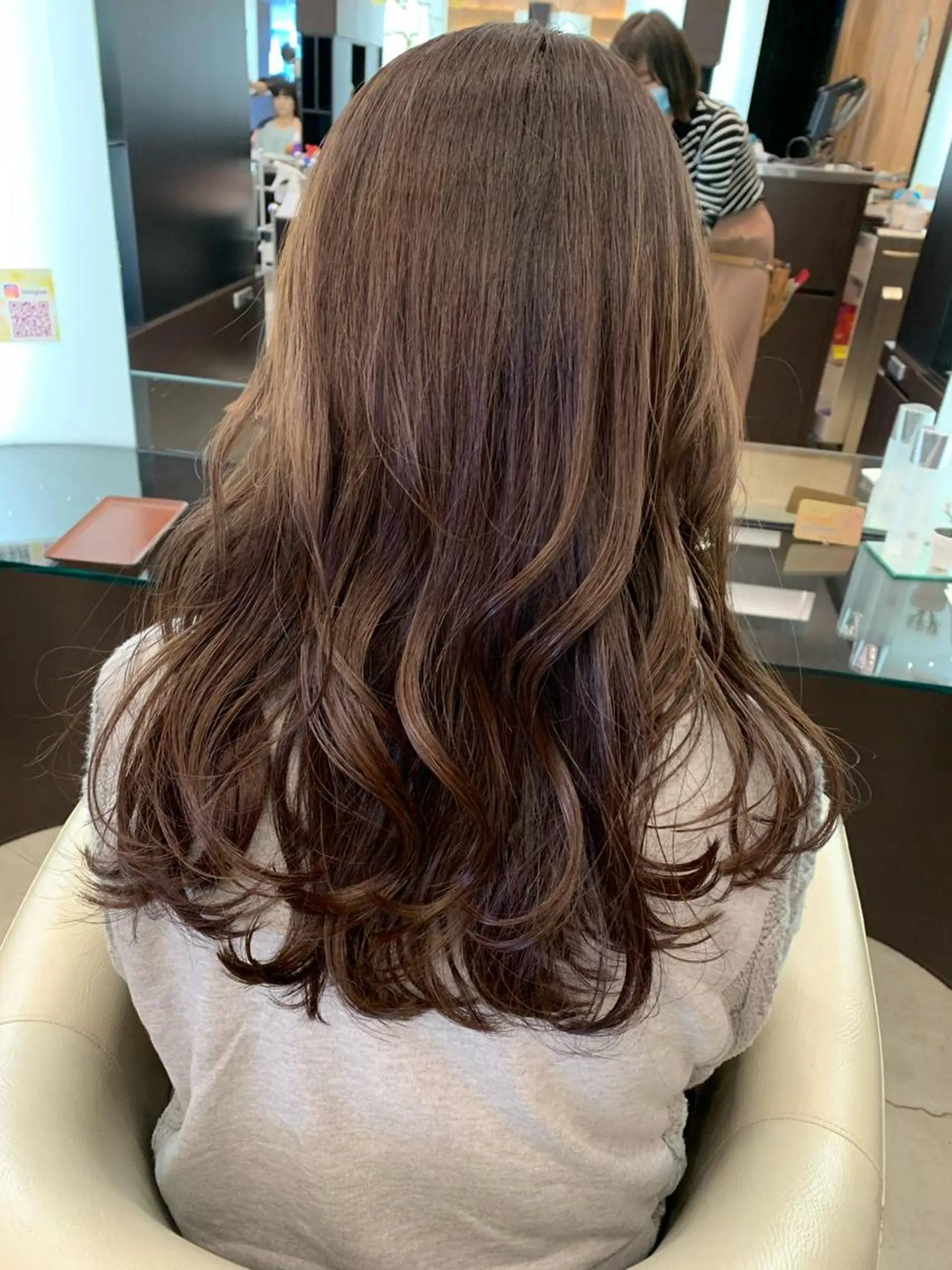 ロング Aya/四条烏丸/ インナーカラーのヘアスタイル