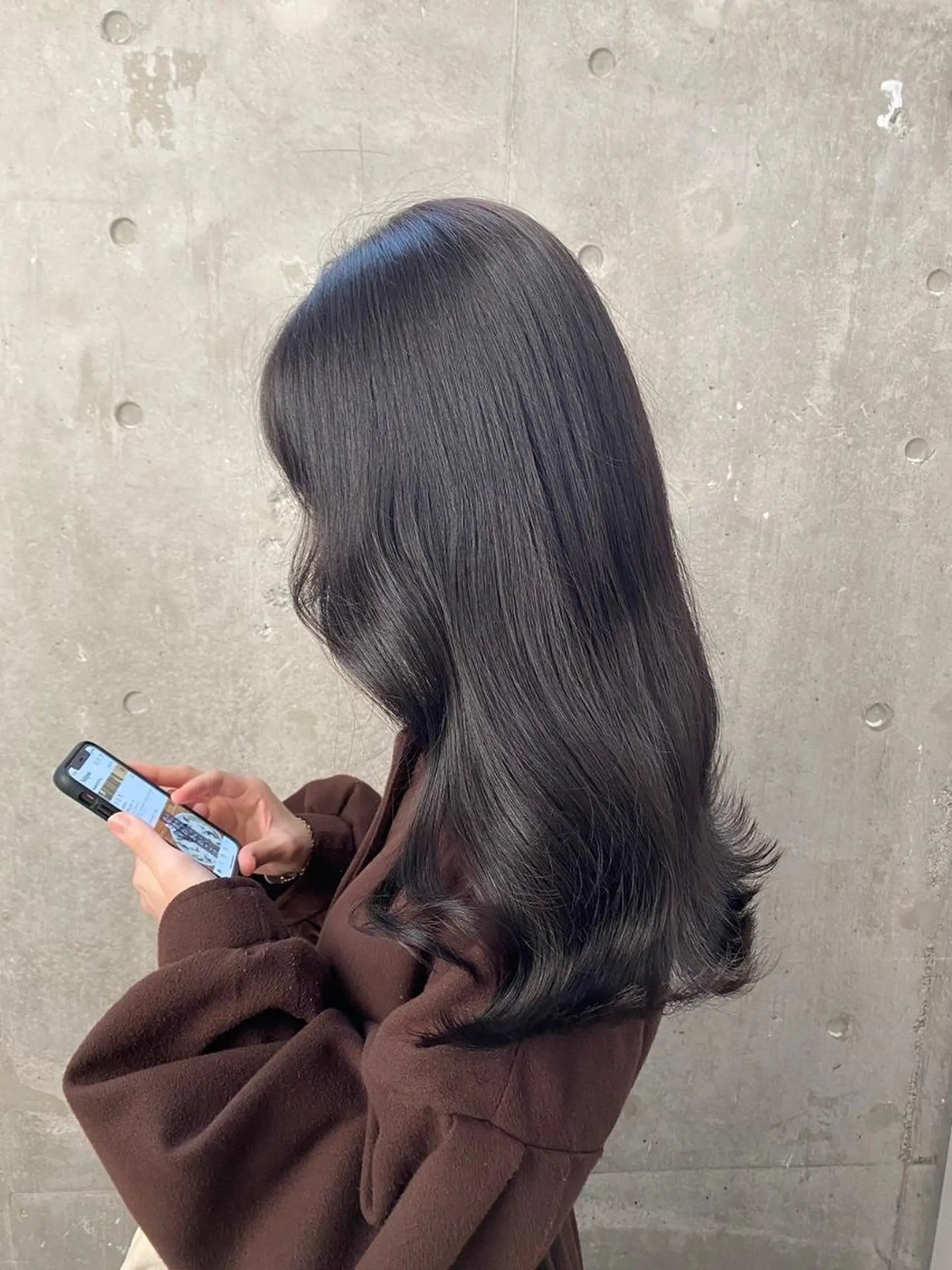 カラー ロング 💙ハイトーン韓国風 色白ヘア💙manaのヘアスタイル