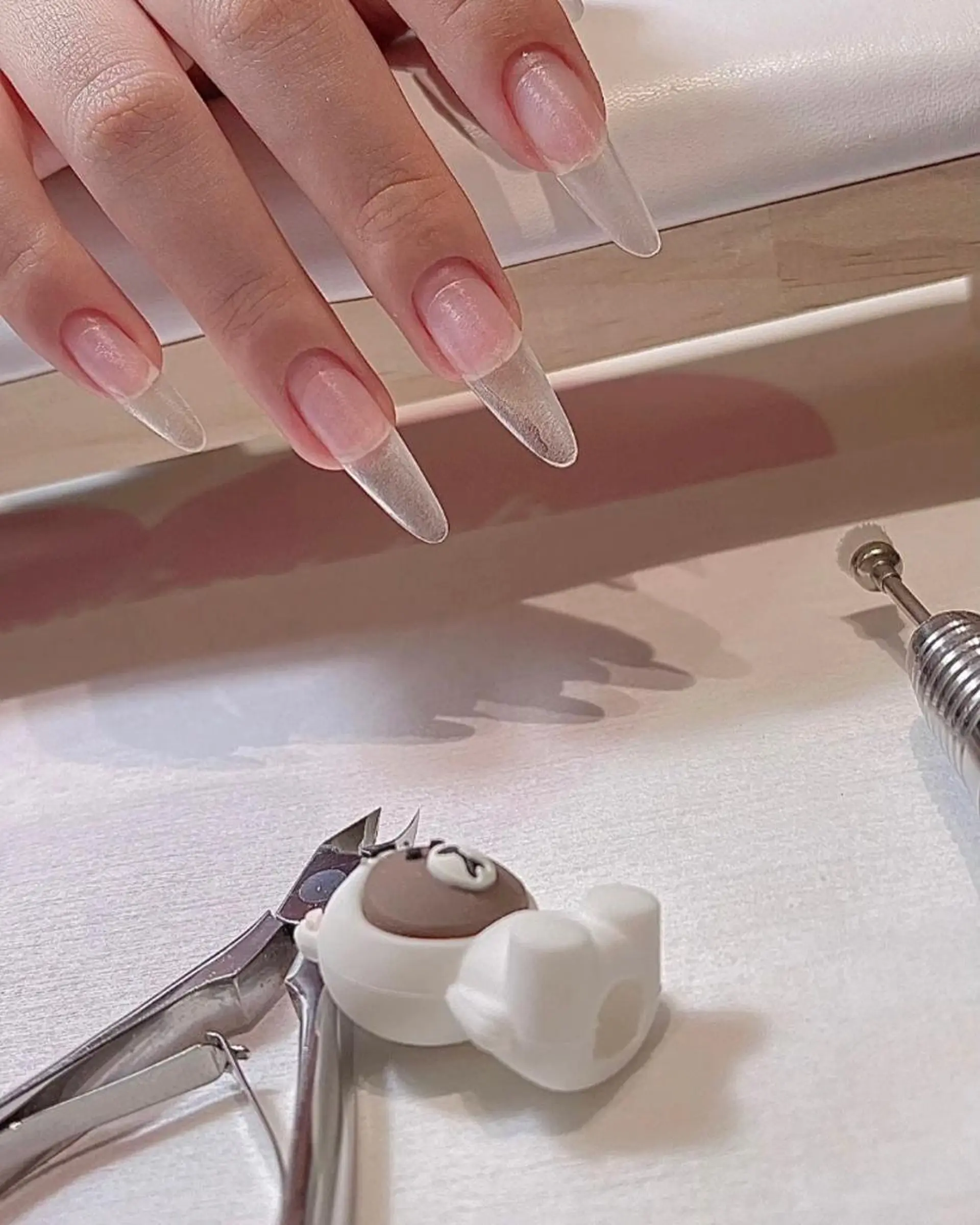 ハンドネイル NAIL CIRCLESのネイルデザイン