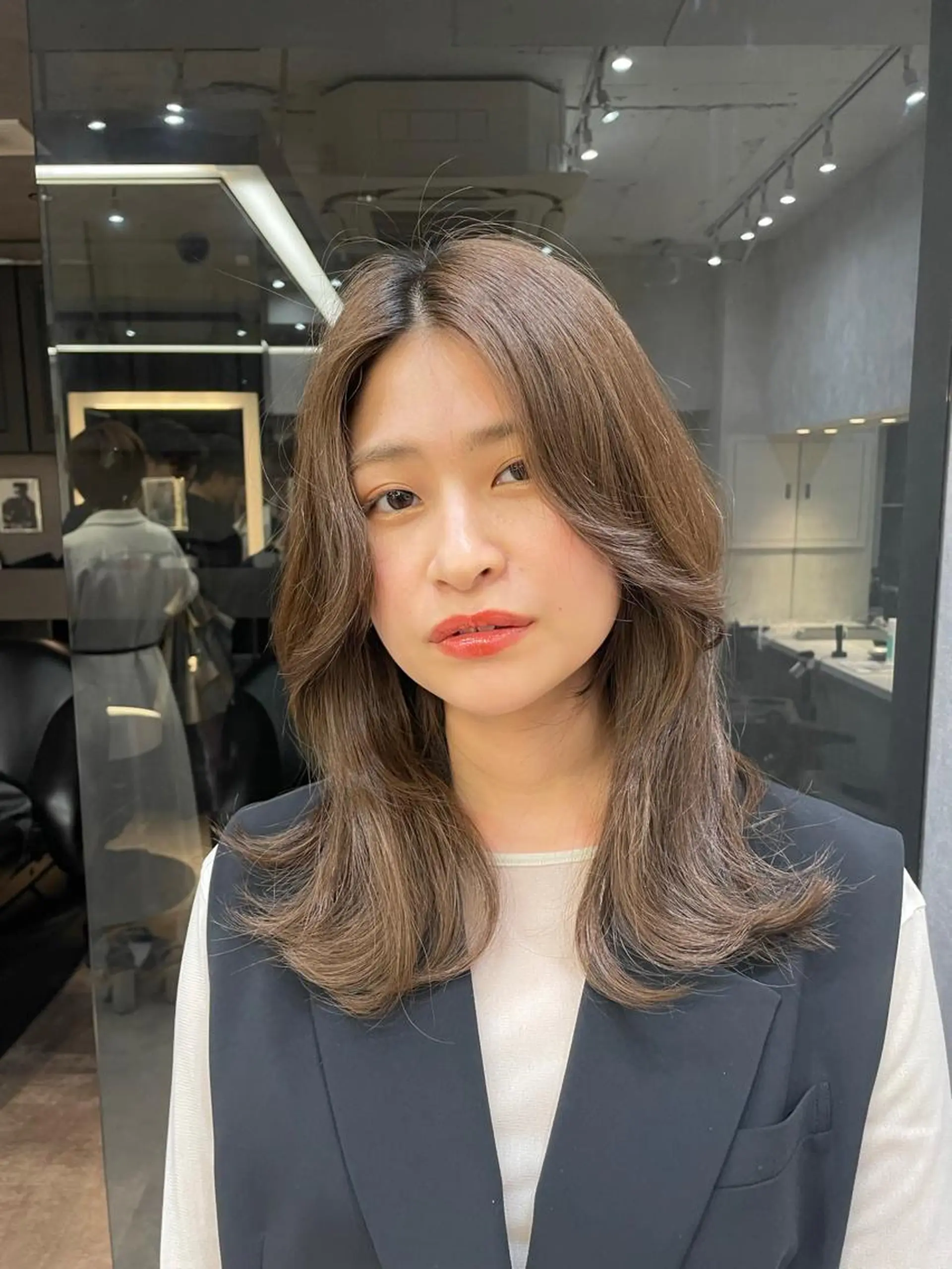 ミディアム 池袋/韓国/レイヤー 髪質改善/村上けいとのヘアスタイル