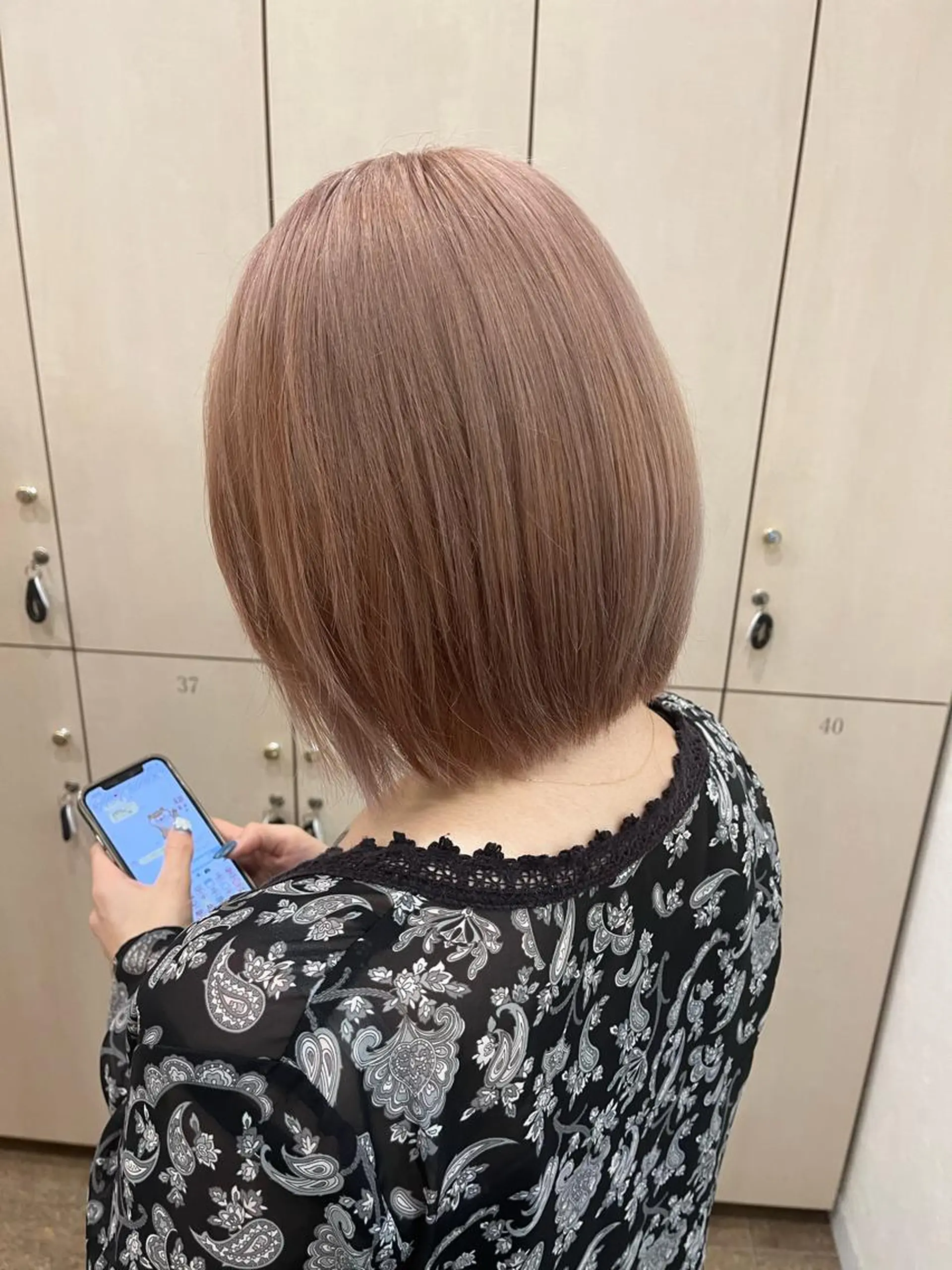 カラー ブリーチ ピンクカラー Misaki/ レイヤー/ウルフのヘアスタイル