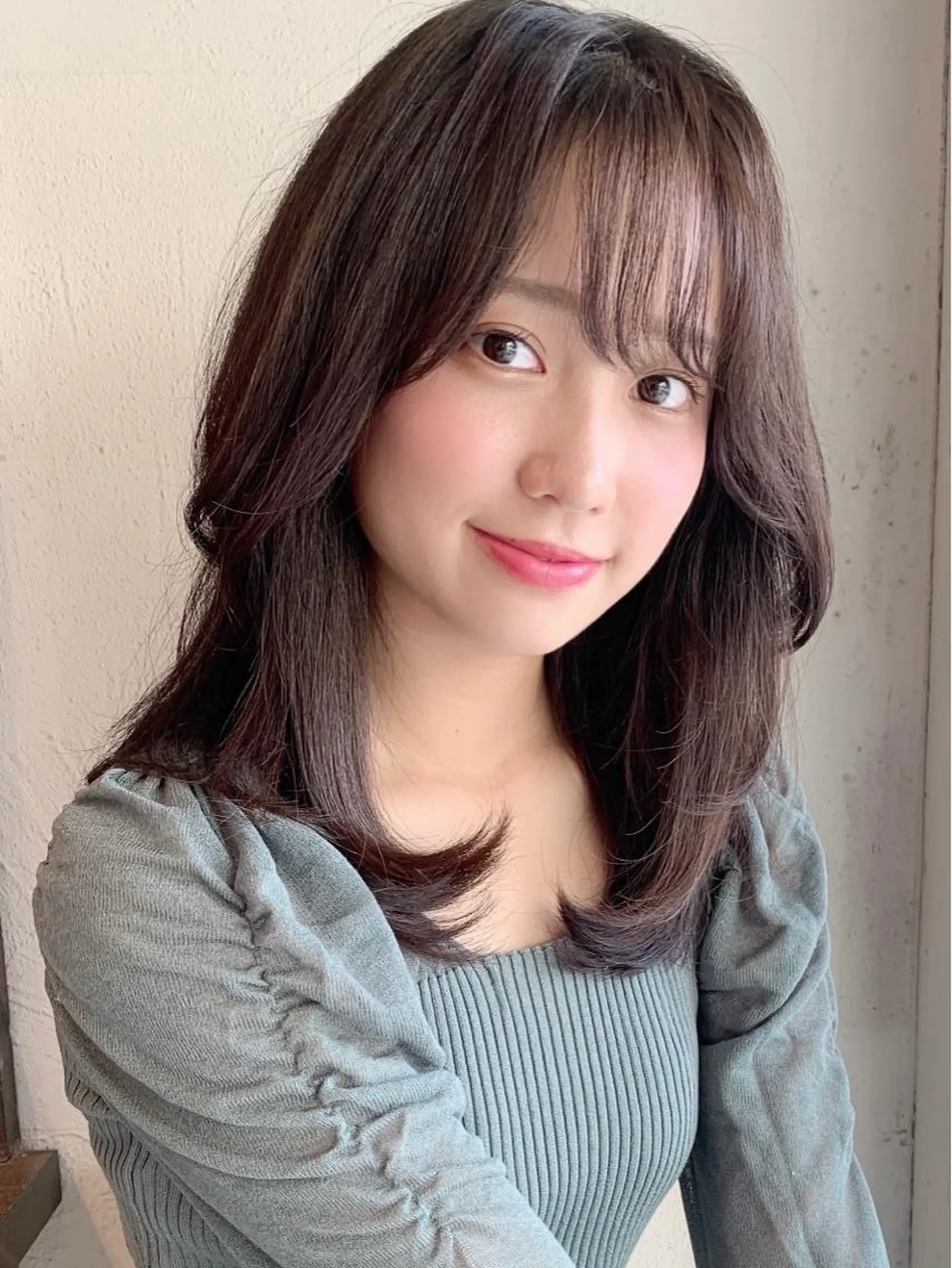 ミディアム カラー カット ヘアカラー トリートメント ヘッドスパ ヘアセット 透明感/オリーブ/ グレージュ/YUKAのヘアスタイル