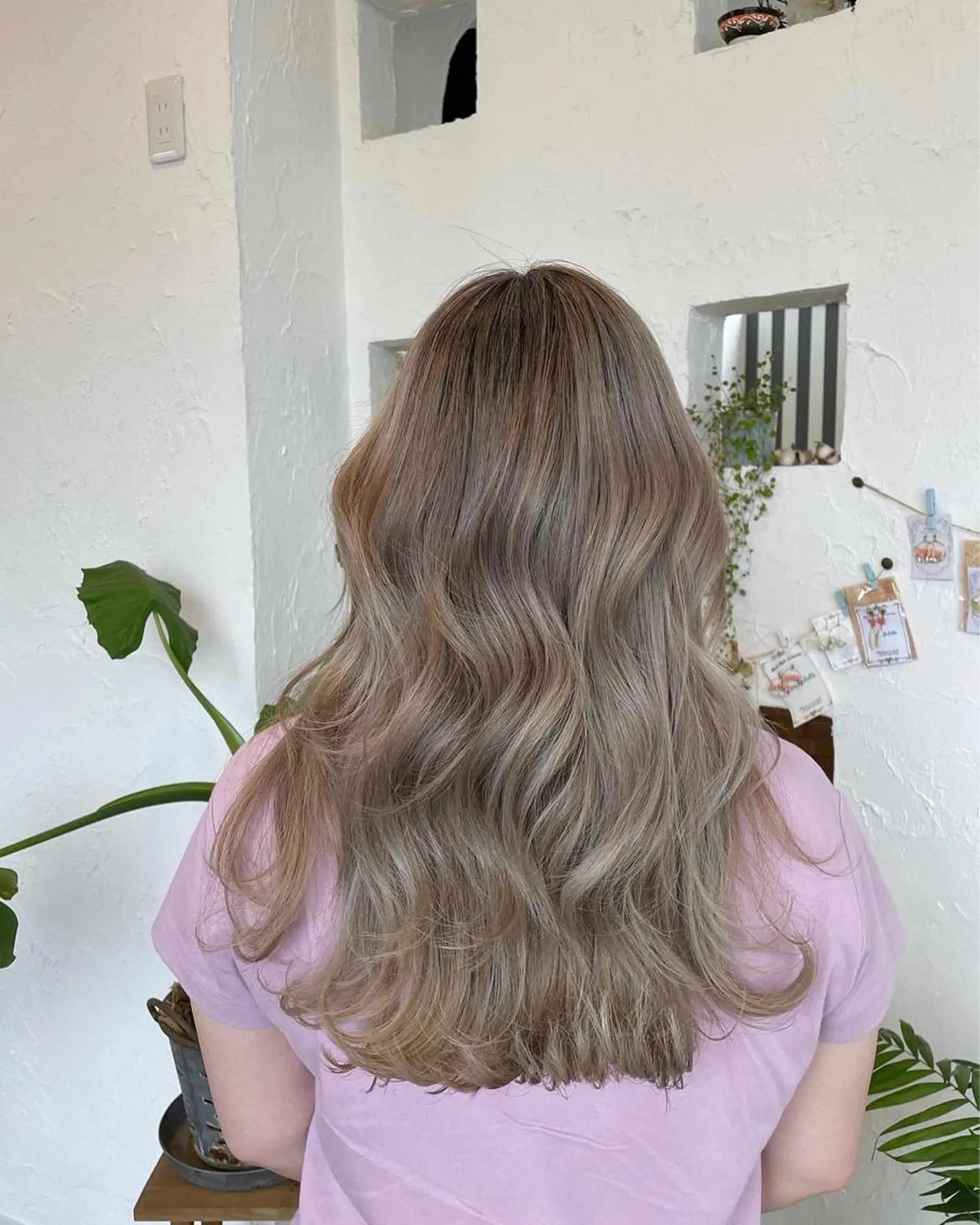 ロング カラー バレイヤージュ 透明感カラー レイヤーカット ヘアカラー 🌸小掛🌸 豊橋外国人風カラーのヘアスタイル