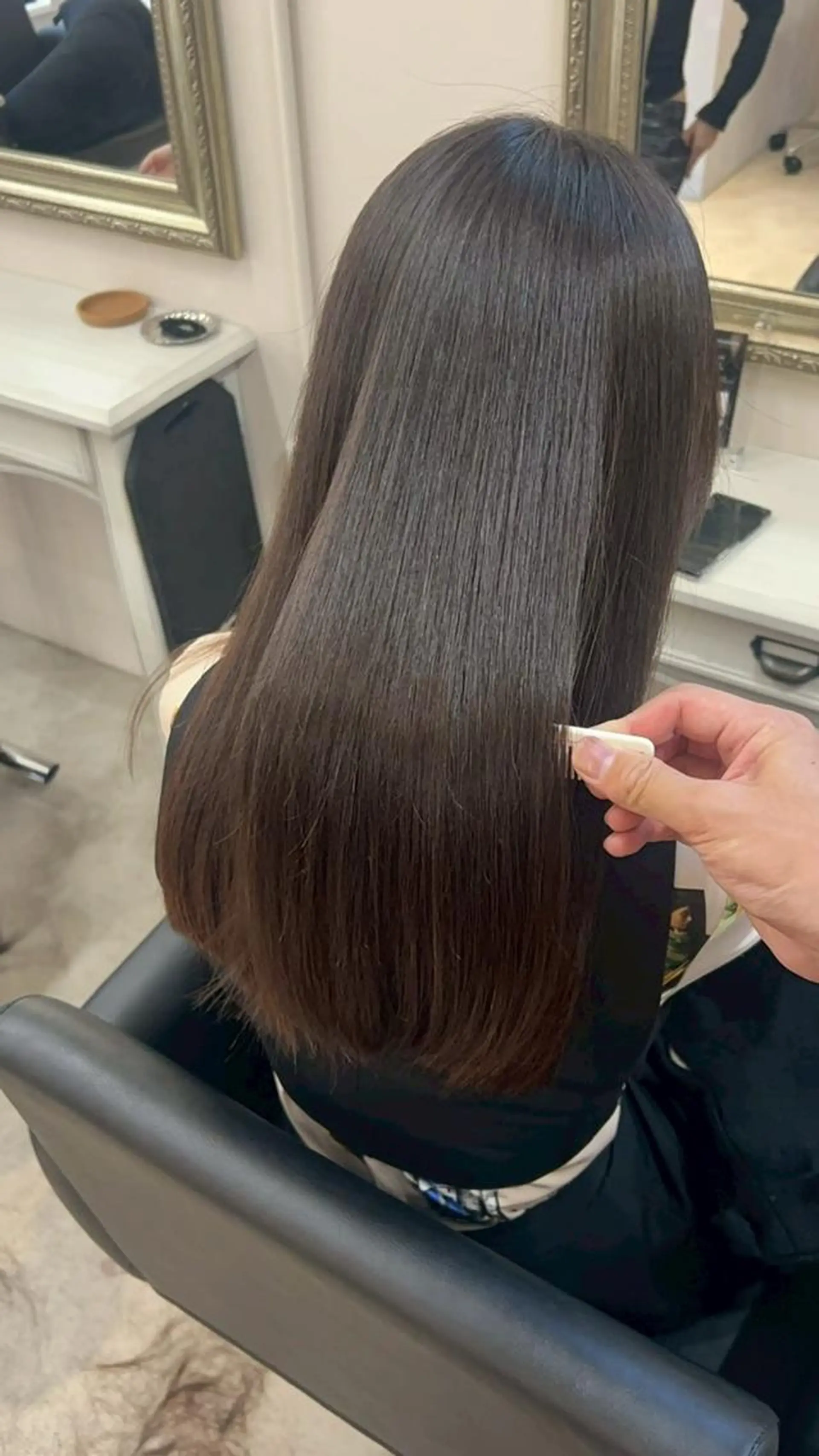 セミロング カラー MARLE 布施店のヘアスタイル