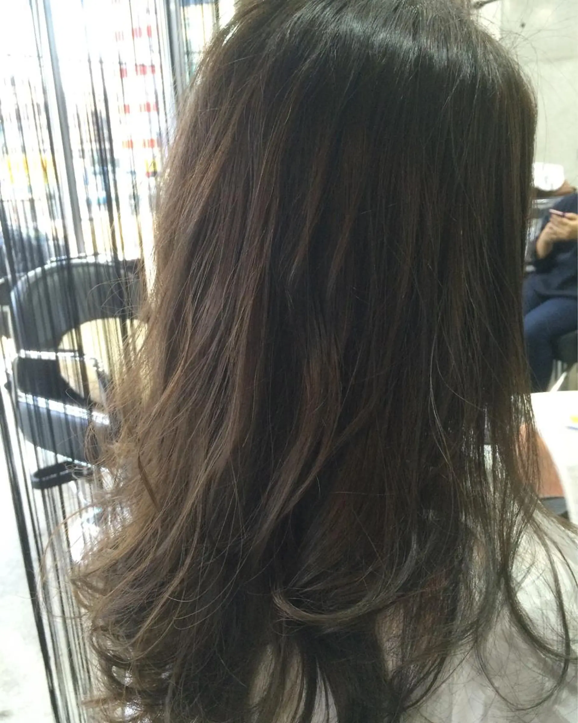 ミディアム セミロング ロング カラー SUNNY GRACEのヘアスタイル