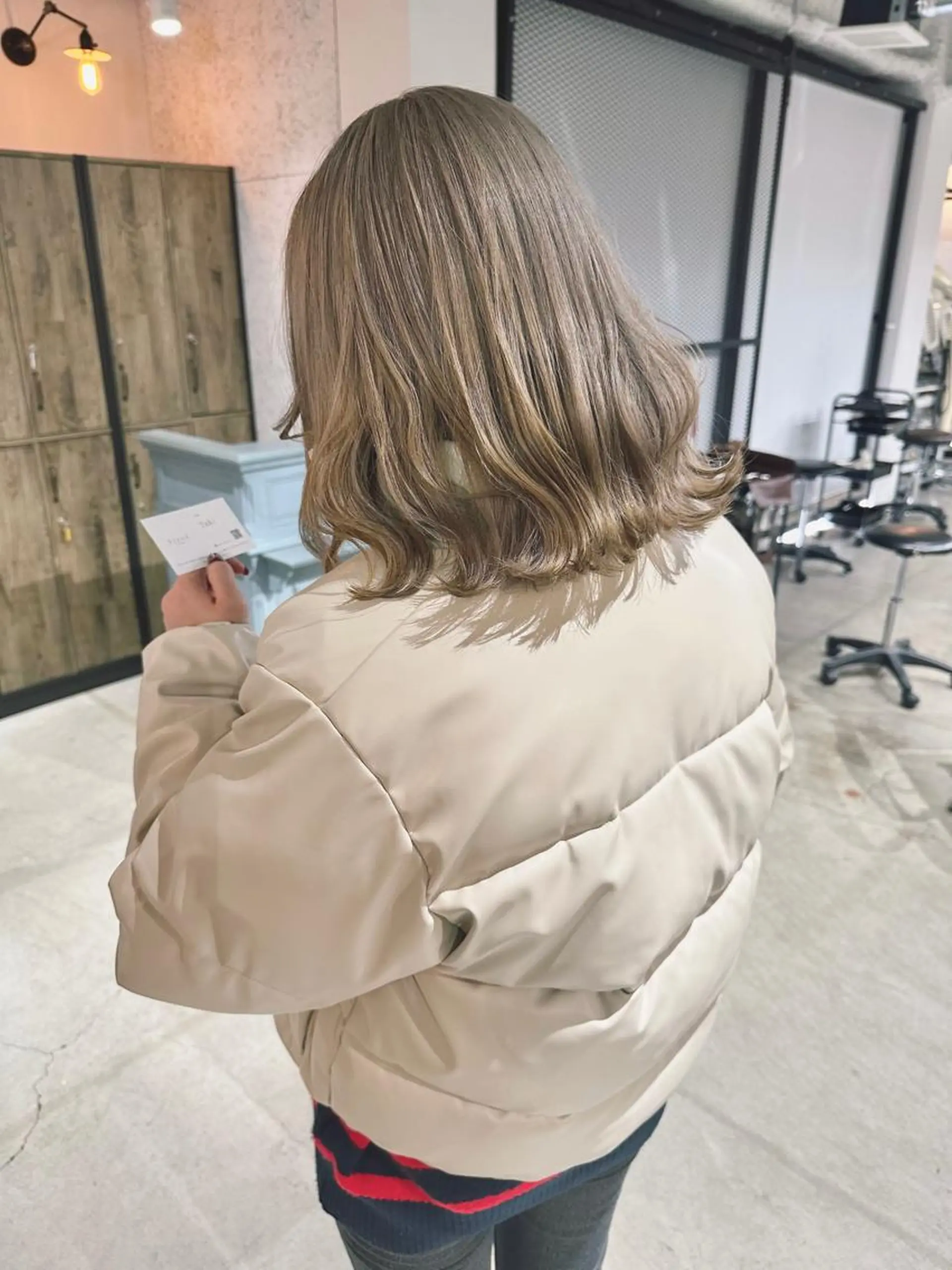 ミディアム amie三宮 NAKANOのヘアスタイル