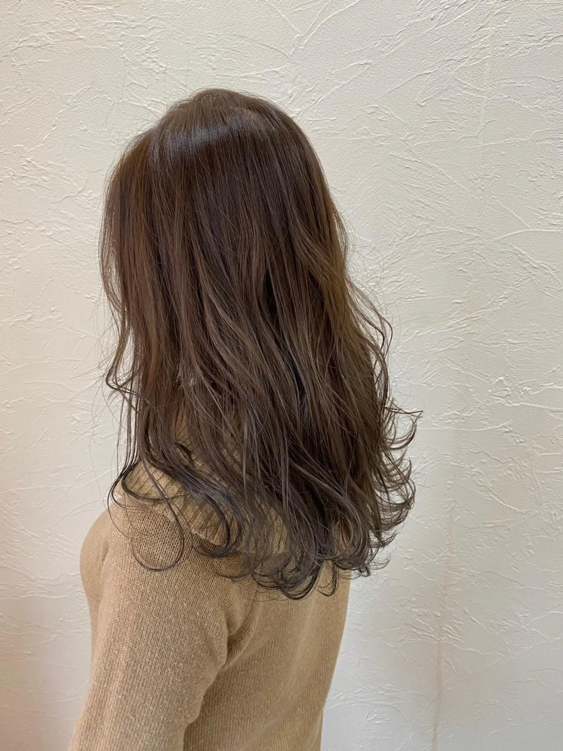 ロング カラー ベージュカラー カット ヘアカラー トリートメント ENIF ヤマグチアツコのヘアスタイル