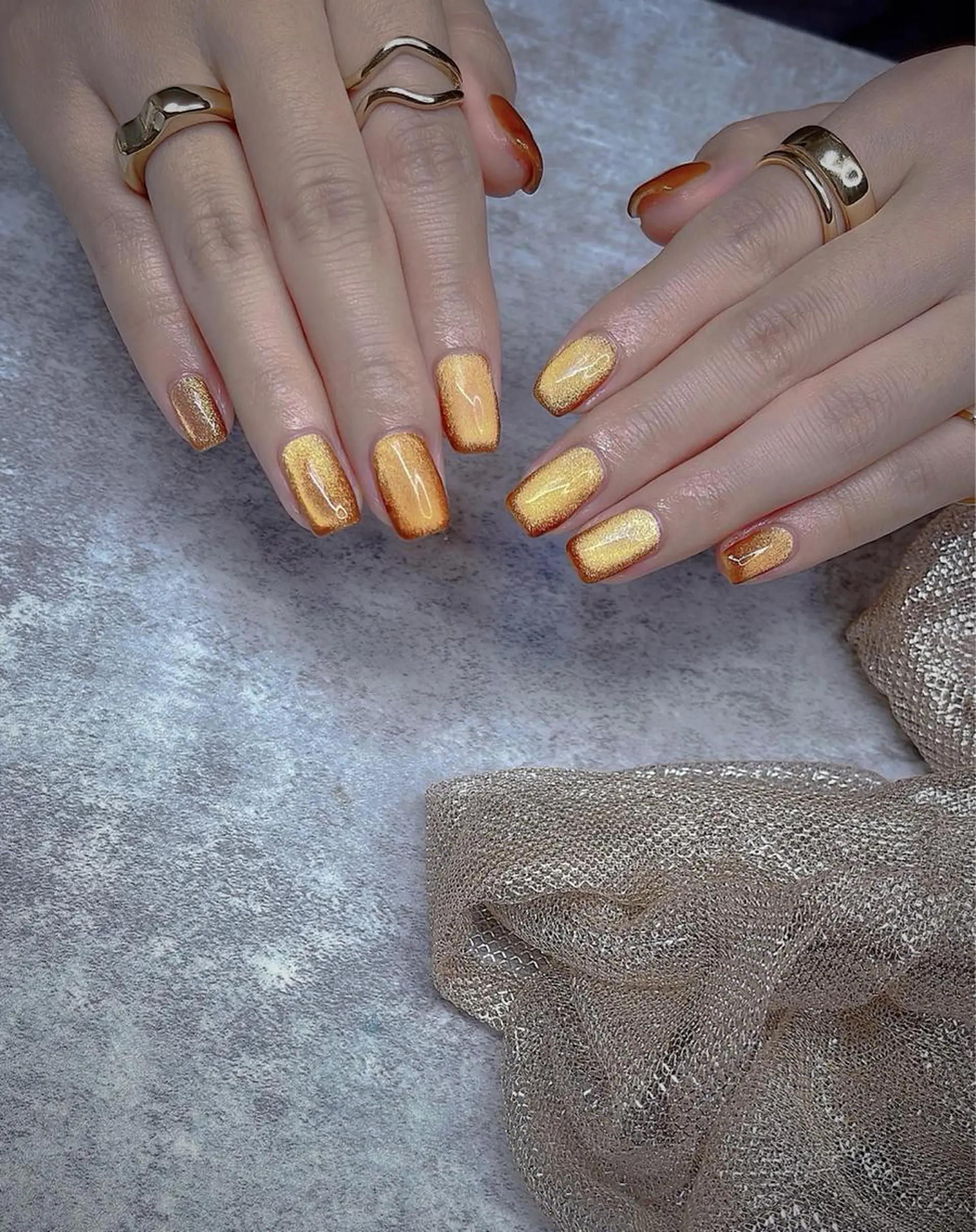 ミディアム めぐみのネイルサロン スタッフ練習のネイルデザイン