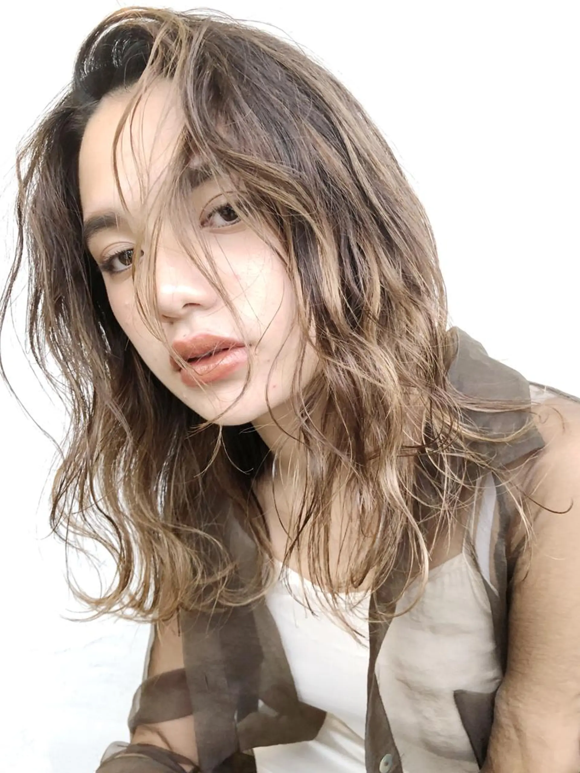 セミロング カラー パーマ ヘアアレンジ 外ハネヘア ITbyALBUM 中野店のヘアスタイル