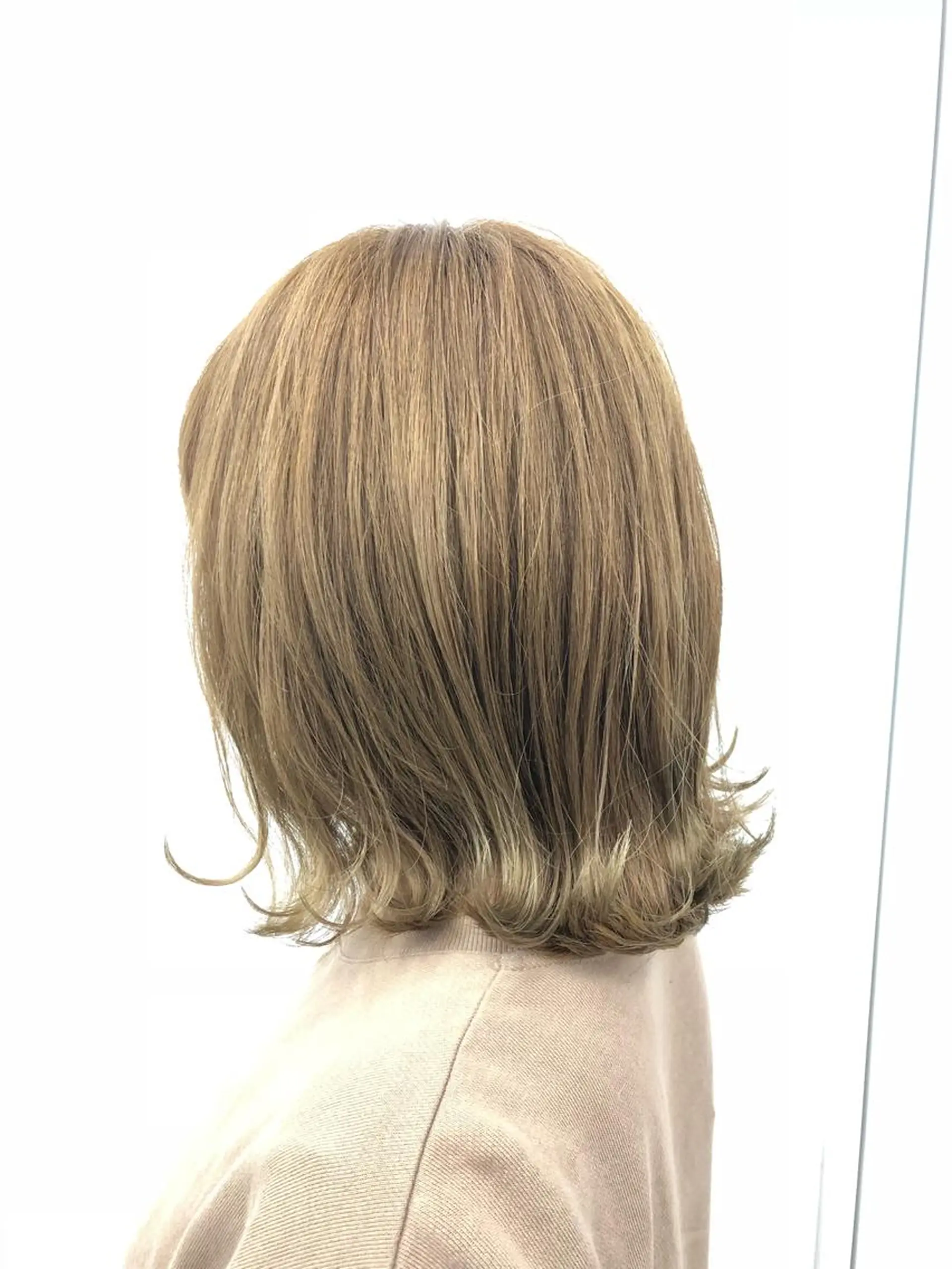 ミディアム 藤原 亜美🤍のヘアスタイル