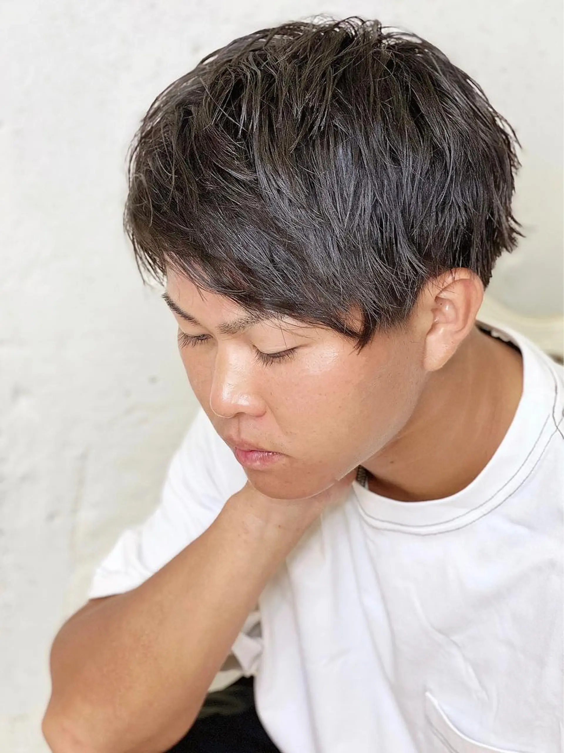 メンズ 岩倉 諒のヘアスタイル