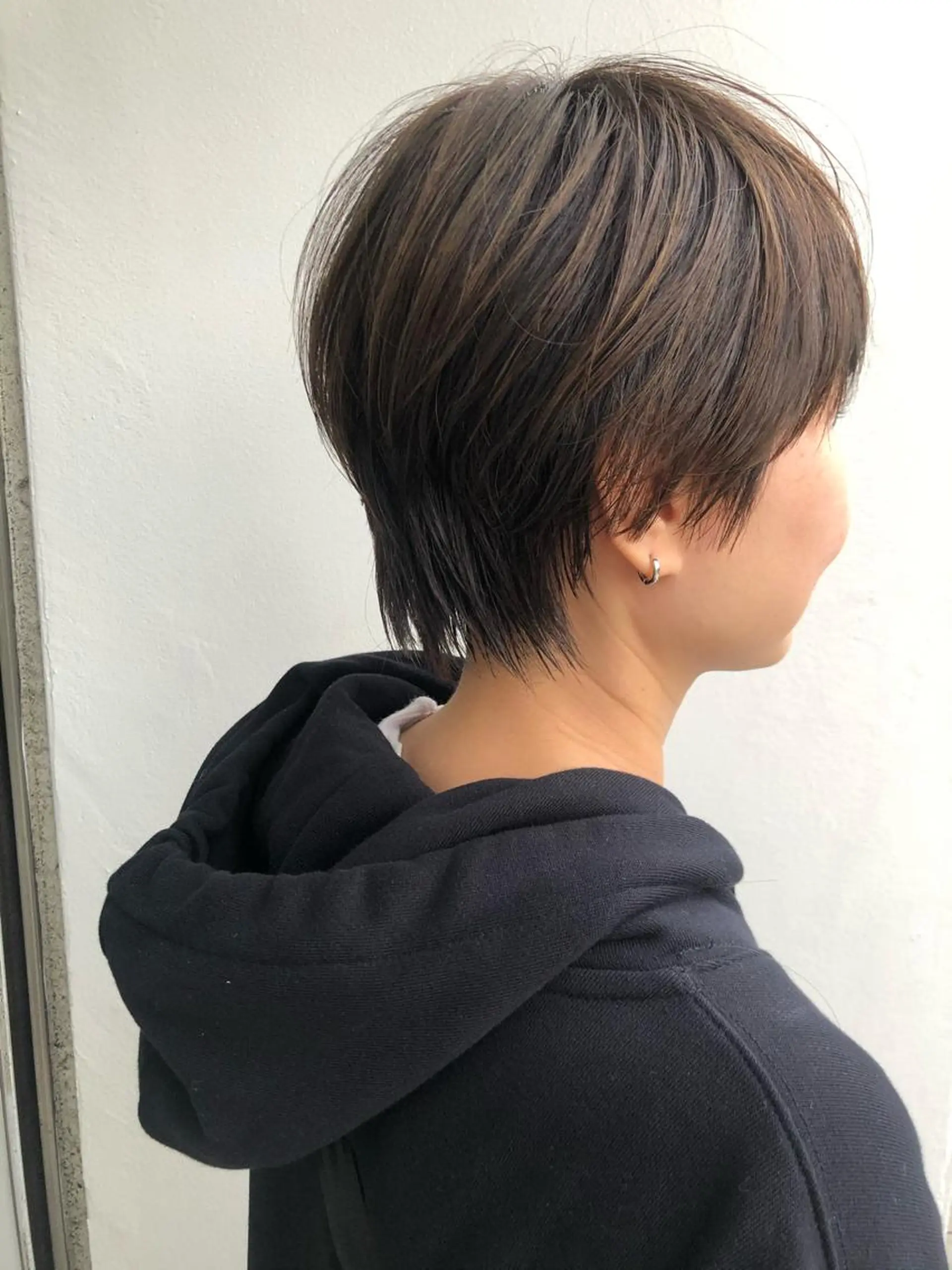 ショート カラー 東 みのりのヘアスタイル