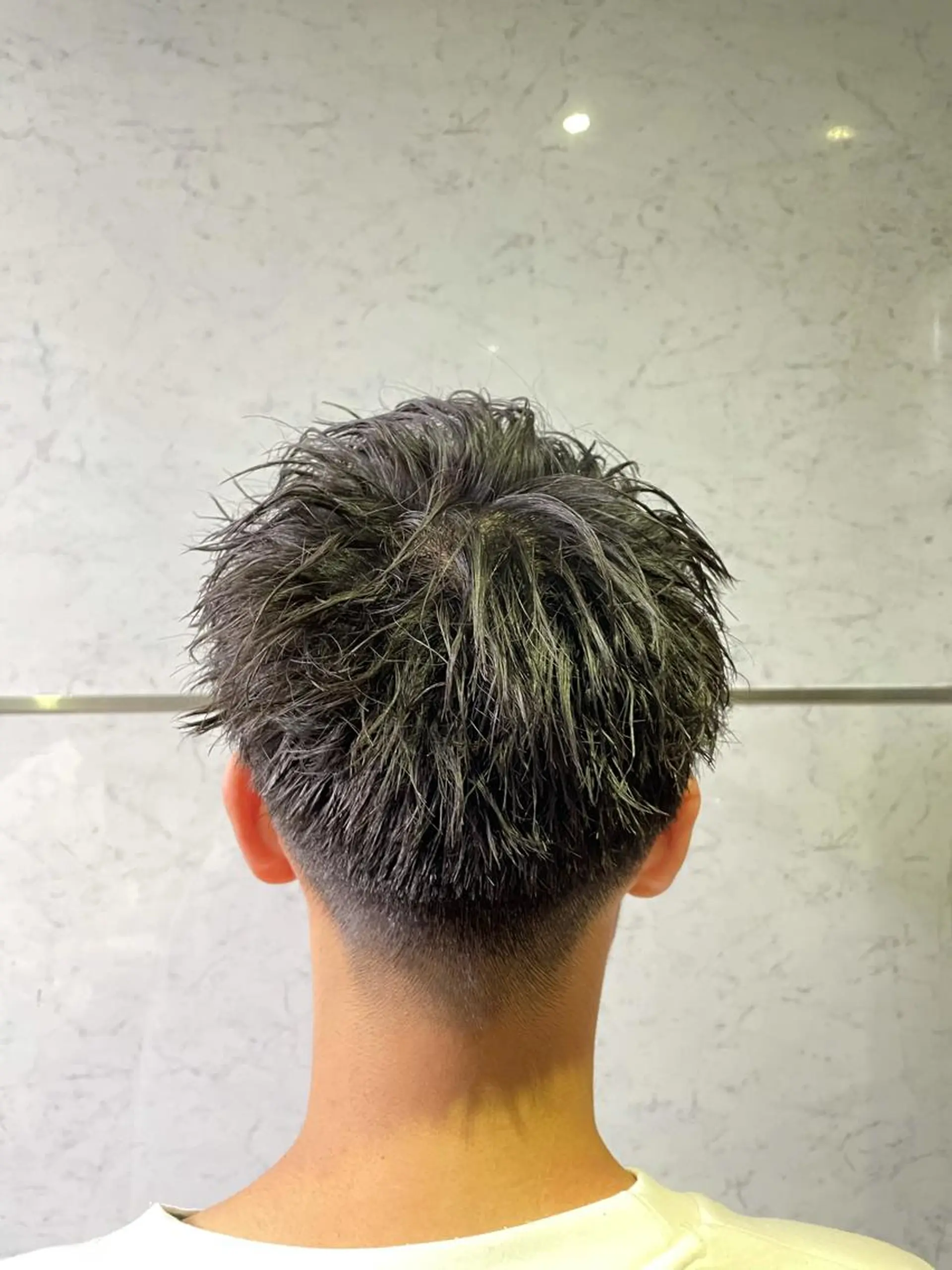 ショート パーマ ツイストパーマ カット指名No1漆原 聡のヘアスタイル