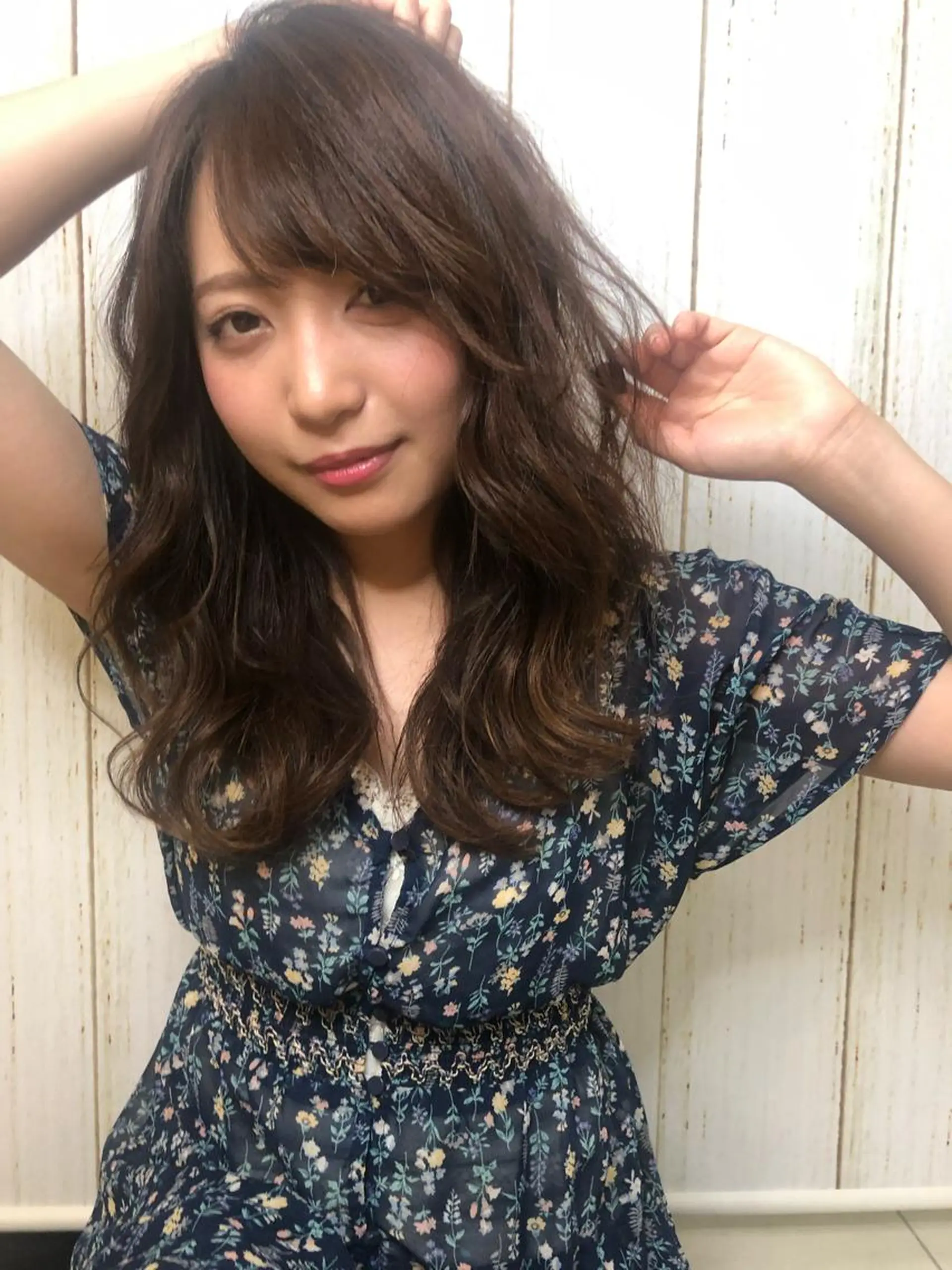 ロング カラー ヘアアレンジ 【似合うが見つかる】 Hanaのヘアスタイル