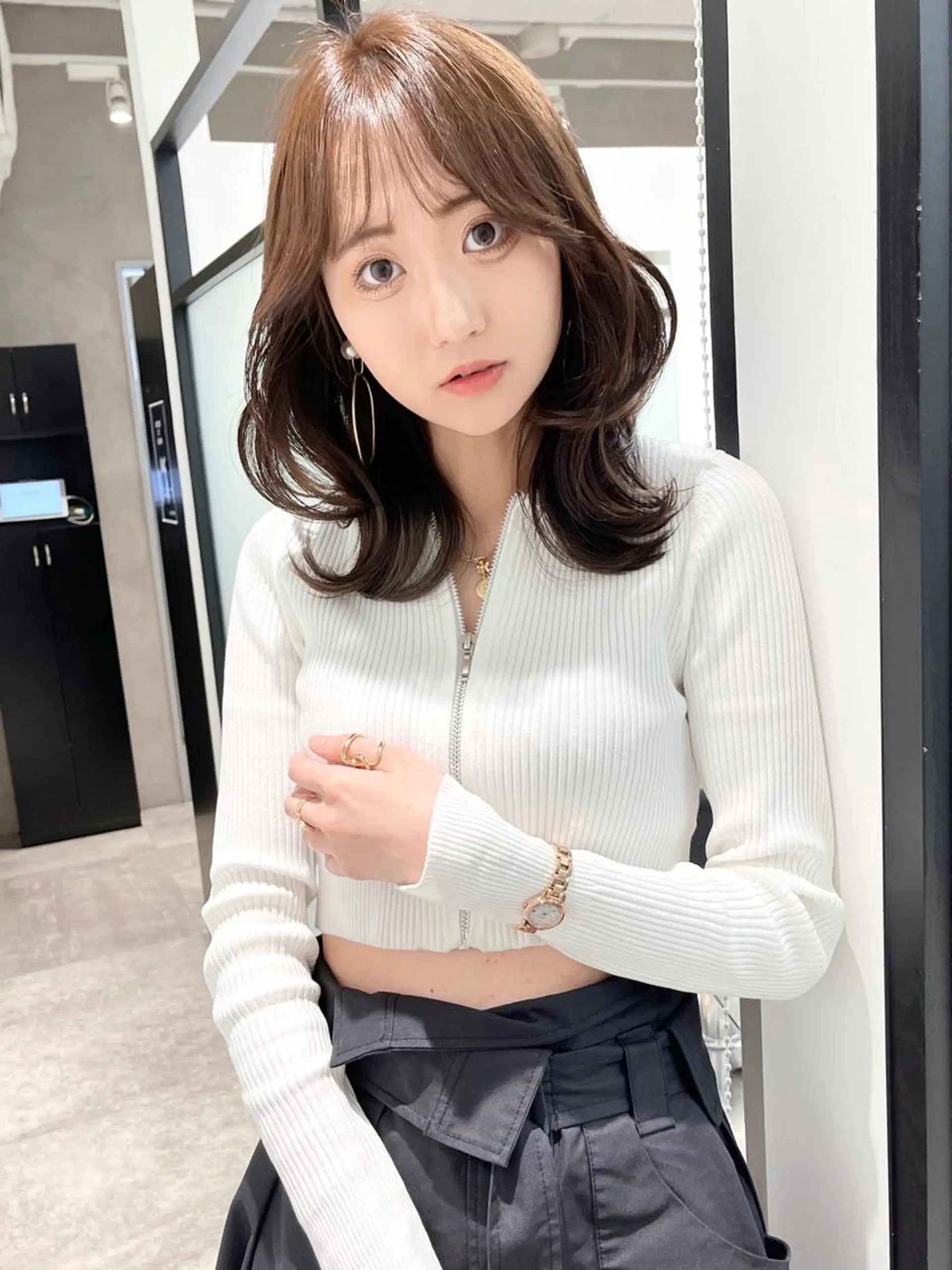 ミディアム 韓国風ヘア レイヤーカット カット ヘアカラー トリートメント 韓国レイヤーカット 髪質改善▫️水野有真のヘアスタイル