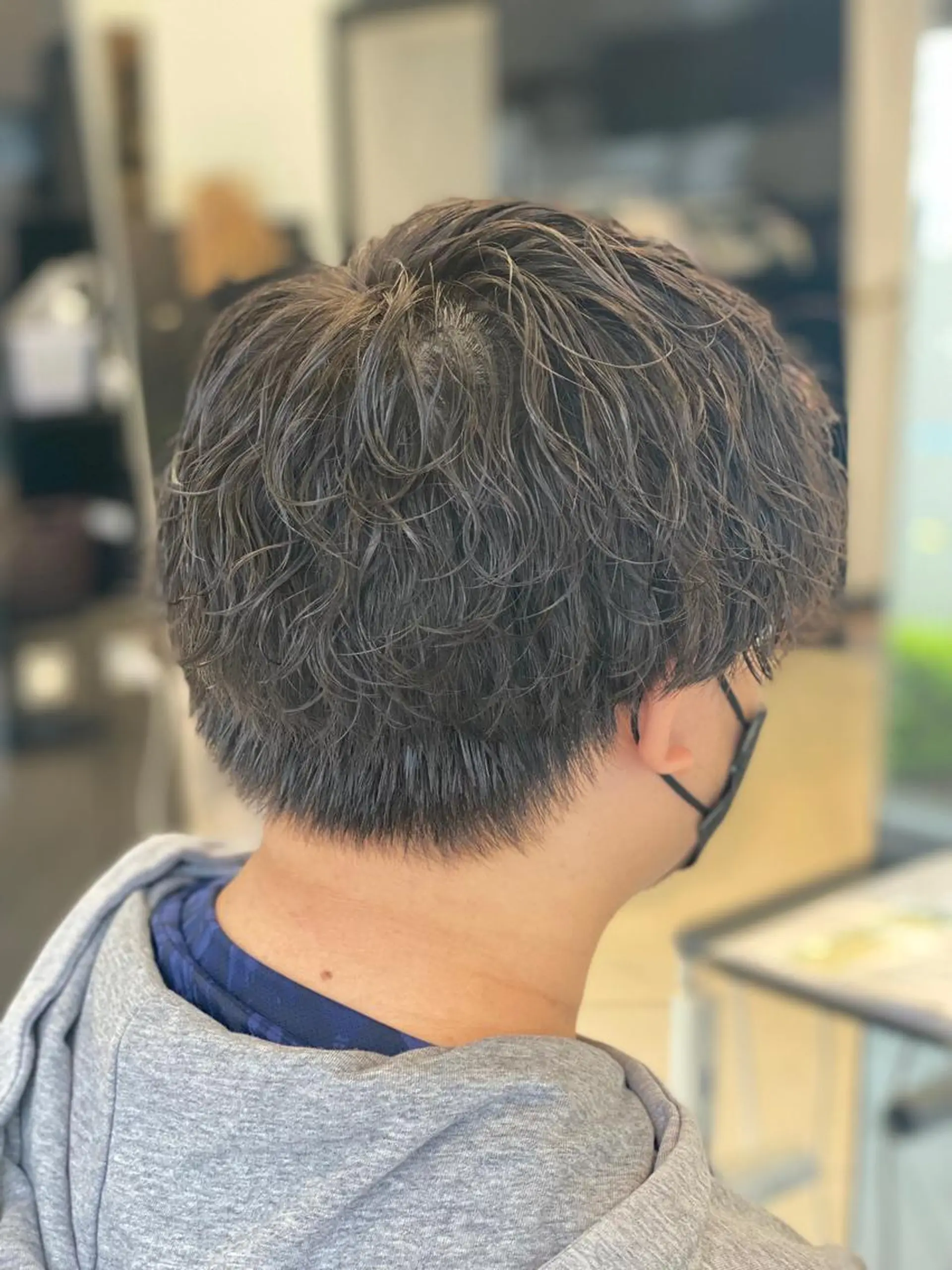 パーマ メンズ カット パーマ 【デザインカラー】 🕊️村田 菜々美のヘアスタイル