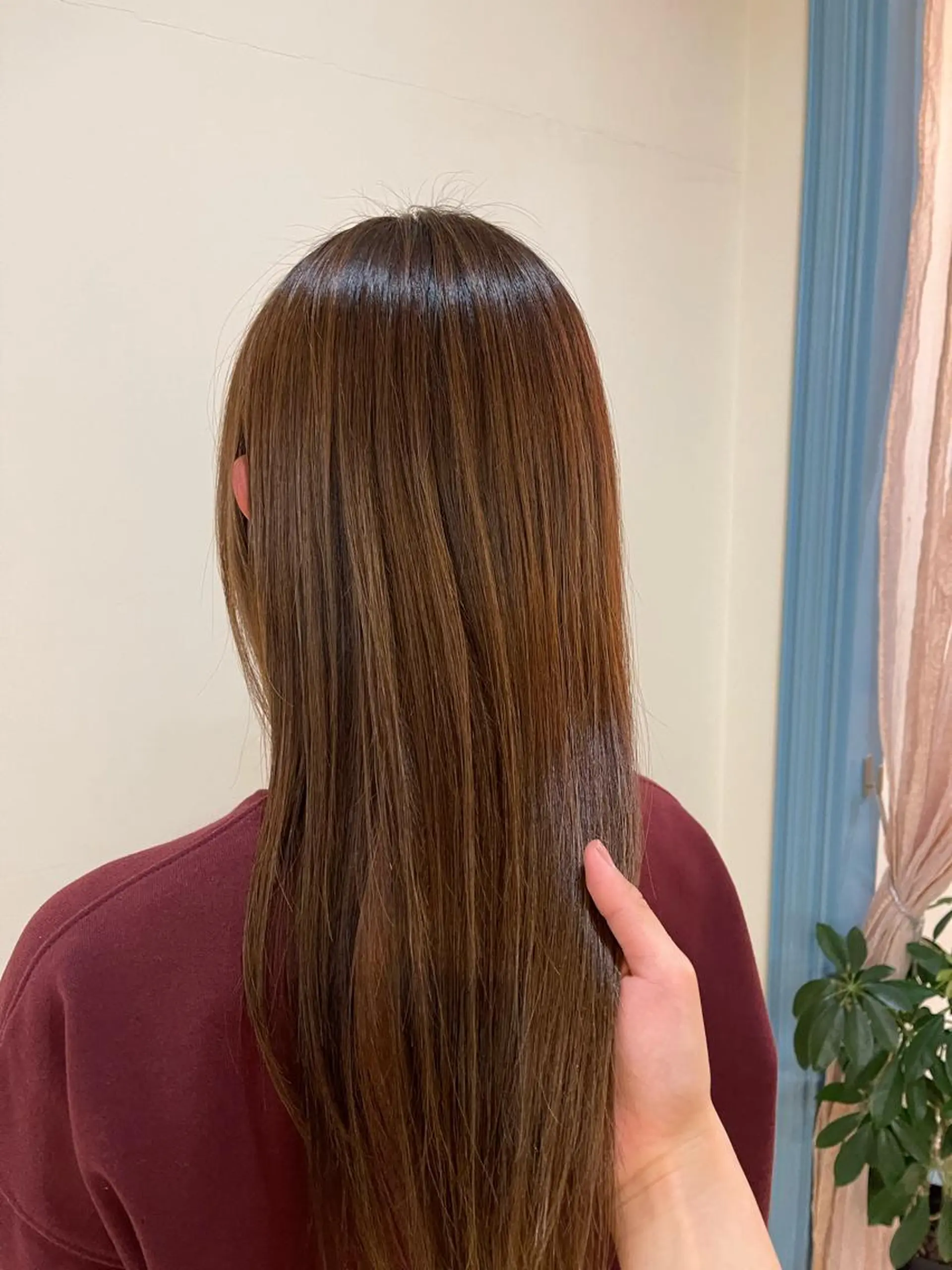 ロング カラー 吉田 真尋のヘアスタイル