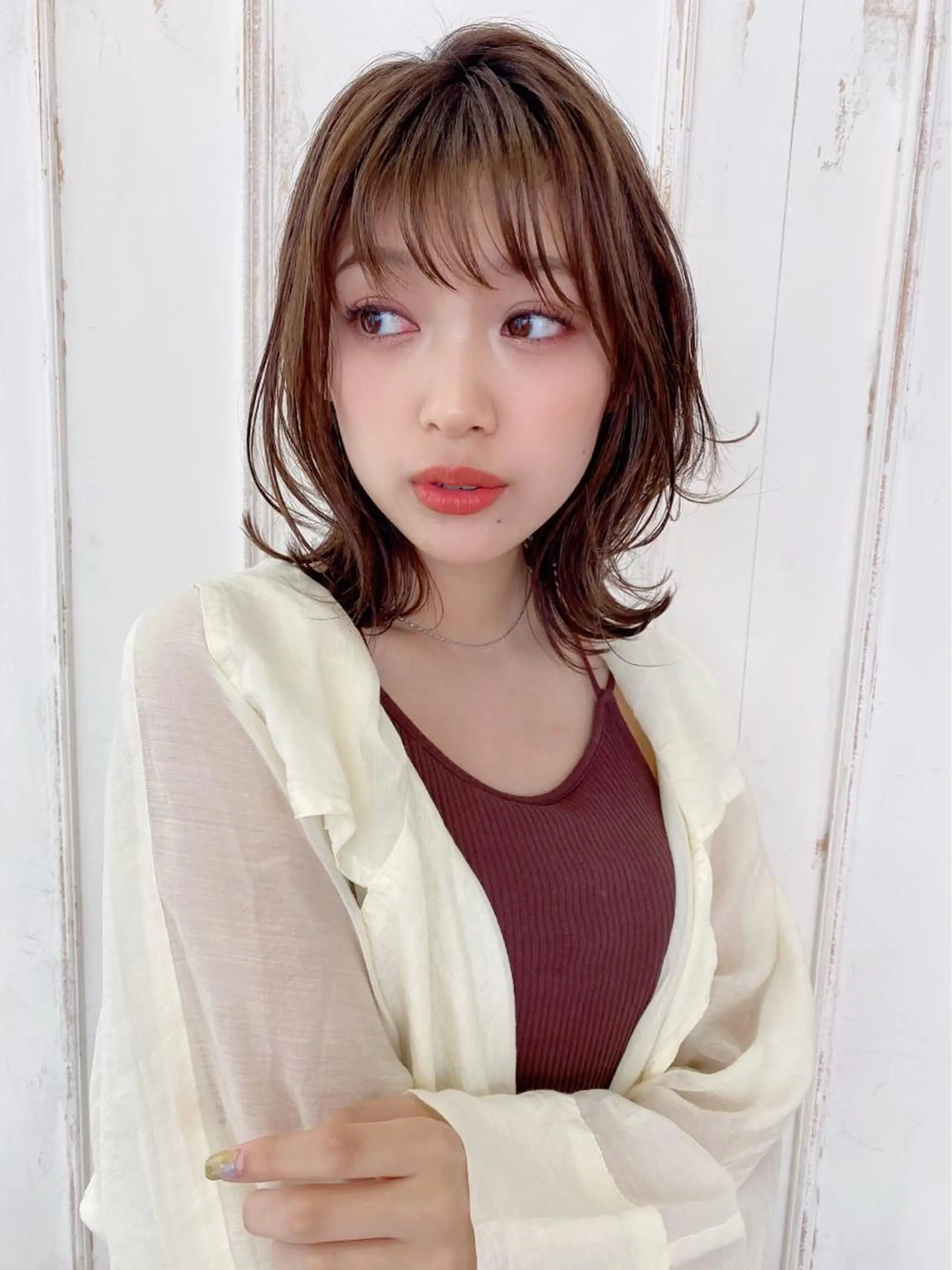 ミディアム くびれヘア くびれレイヤー レイヤーカット 鎌倉 彩のヘアスタイル