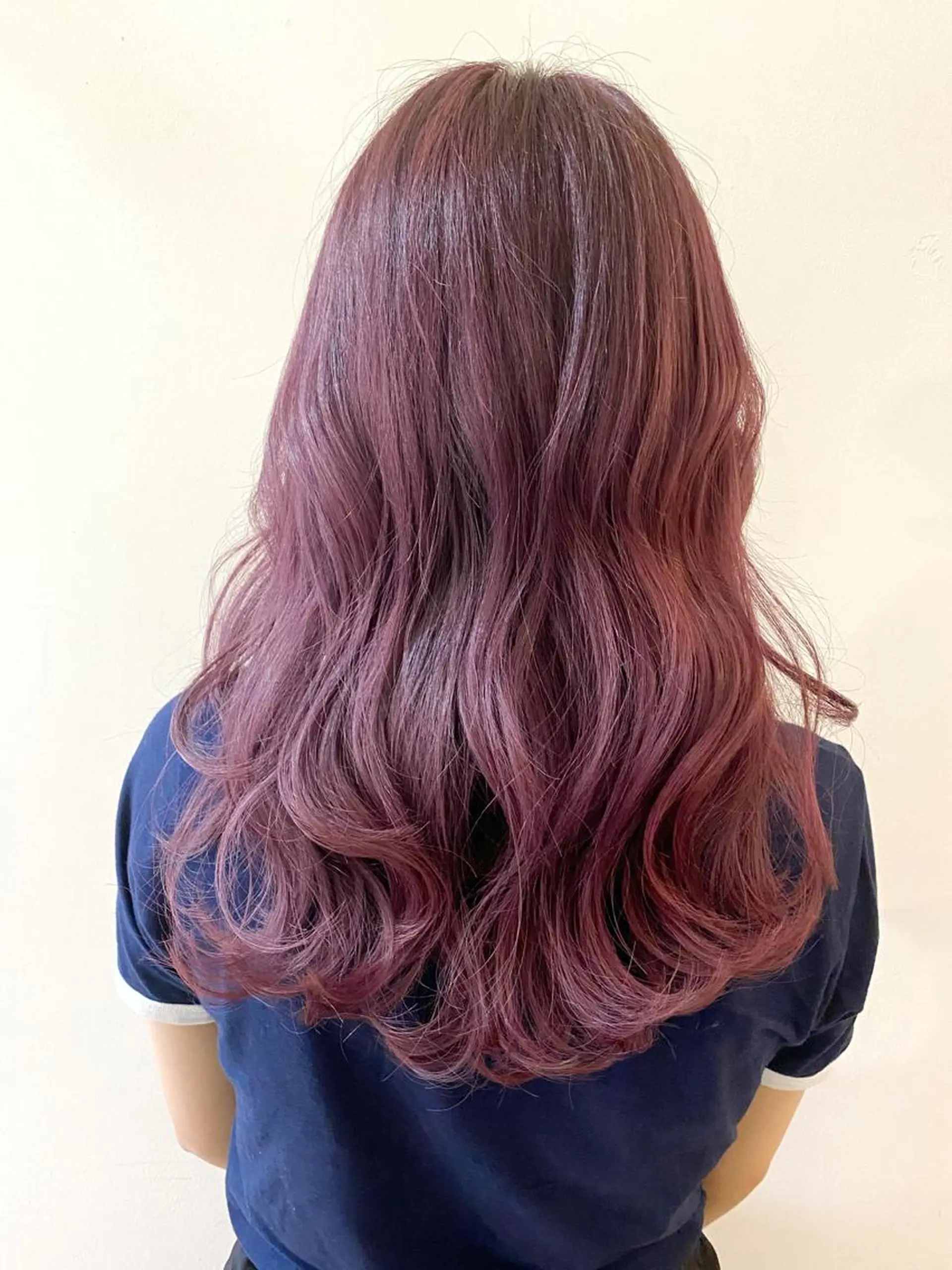 ロング カラー ヘアカラー トリートメント 服部 樹季のヘアスタイル