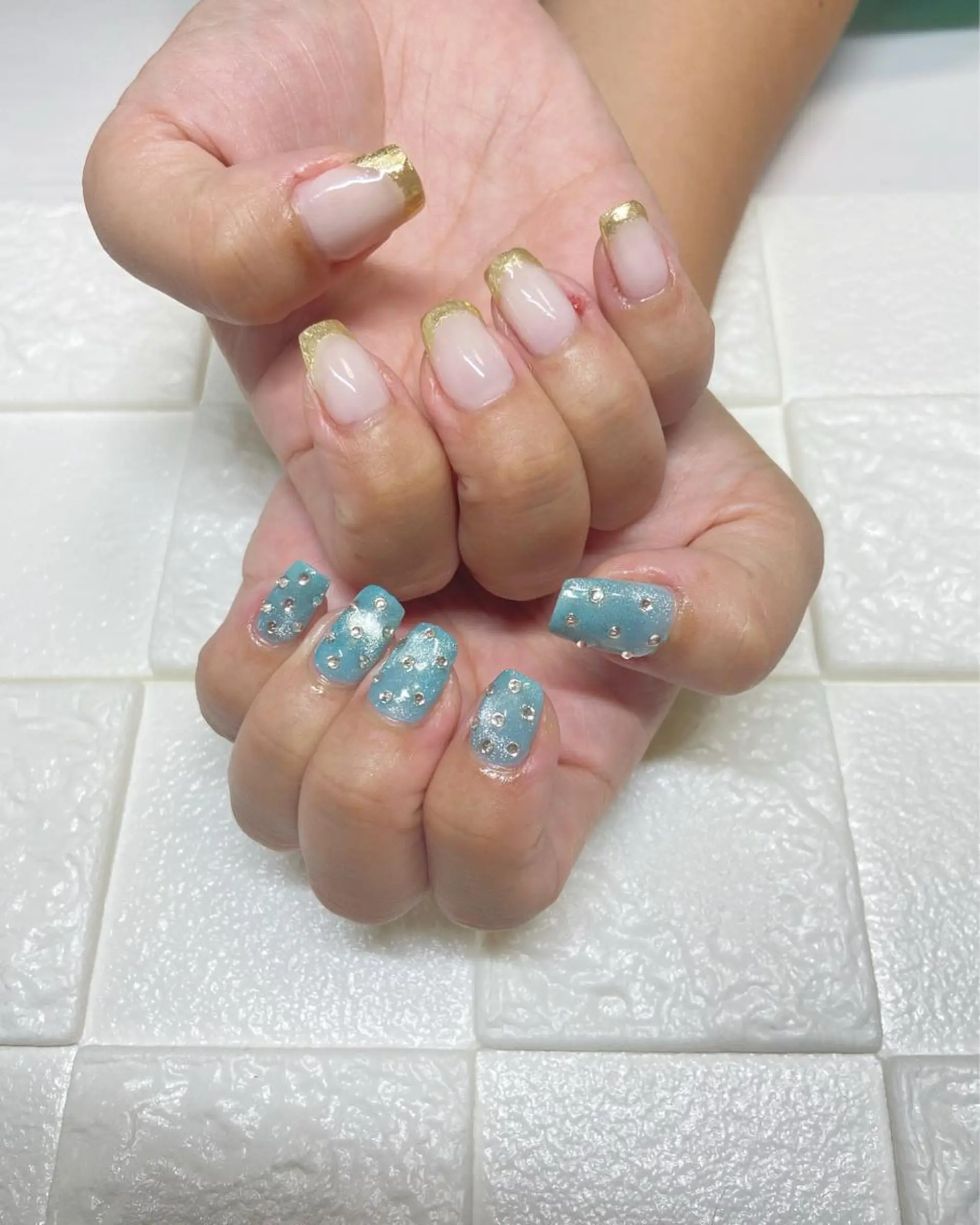 ネイル フレンチネイル マグネットネイル ミラーネイル nail_ kinaのネイルデザイン