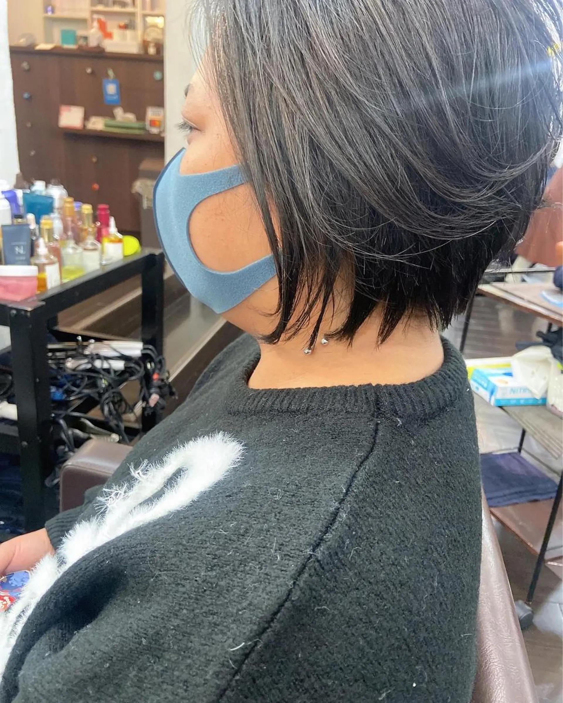ミディアム カラー パーマ ヘアアレンジ メンズ キッズ ネイル マツエク・マツパ アイブロウ マッシュ 刈り上げ メンズウルフカット アッシュ ブラウンカラー 久木原 ゆりのヘアスタイル