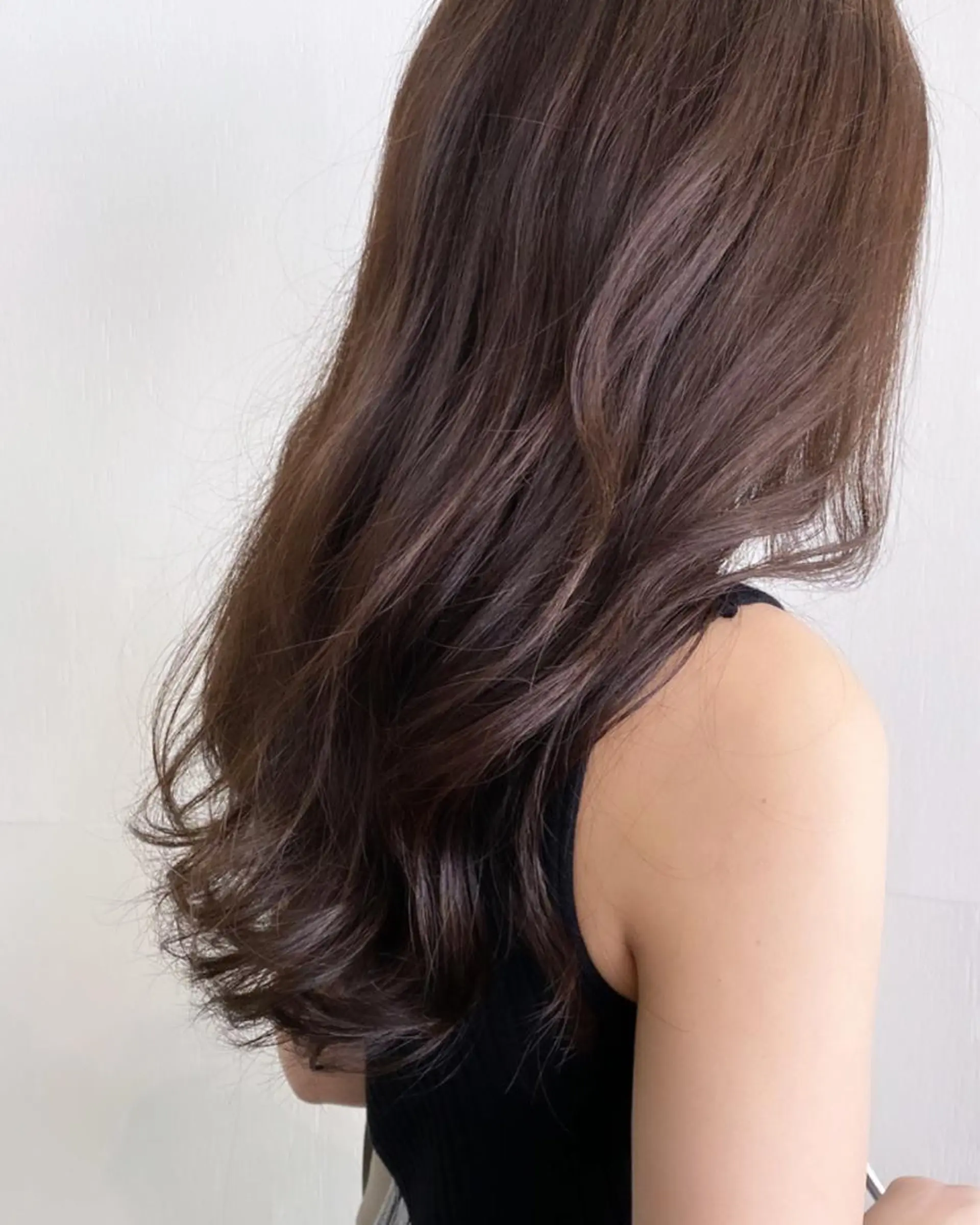 セミロング カラー イルミナカラー LOVESTOIKE 堂本のヘアスタイル