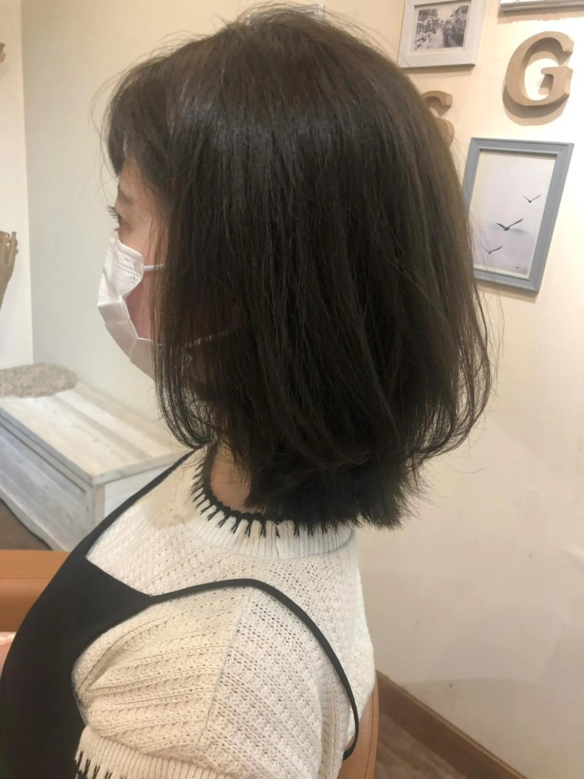 ミディアム ボブ くびれヘア 冨永 さやかのヘアスタイル