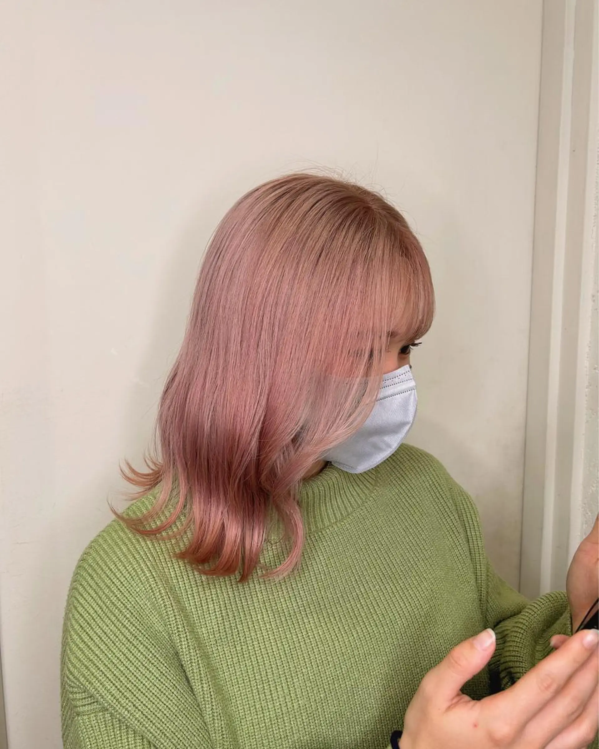 ミディアム 透明感カラー NAN AMI グレージュのヘアスタイル