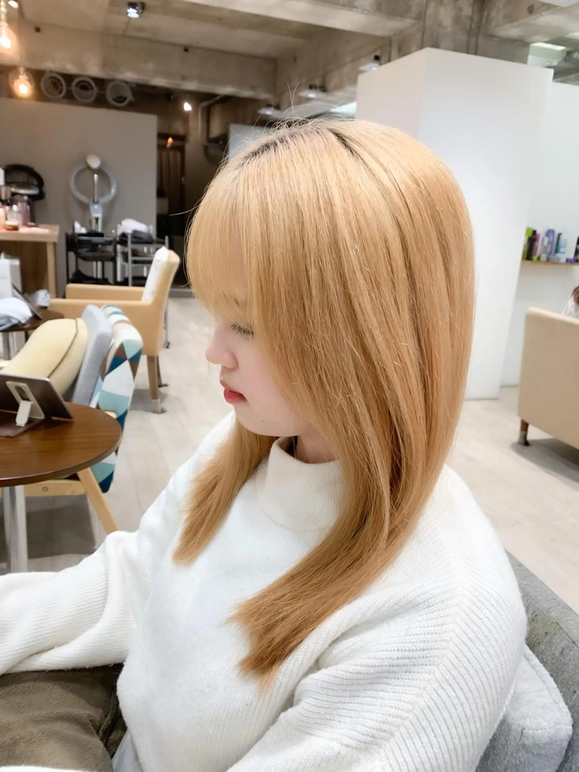 ロング えんどう みほのヘアスタイル