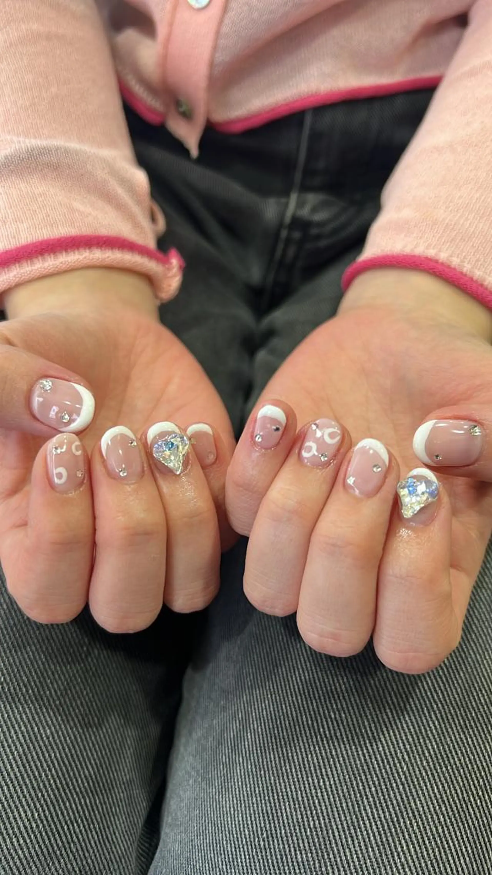 ミディアム 暖色ｶﾗｰ/ﾚｲﾔｰ ｶｯﾄ/Yunaのヘアスタイル