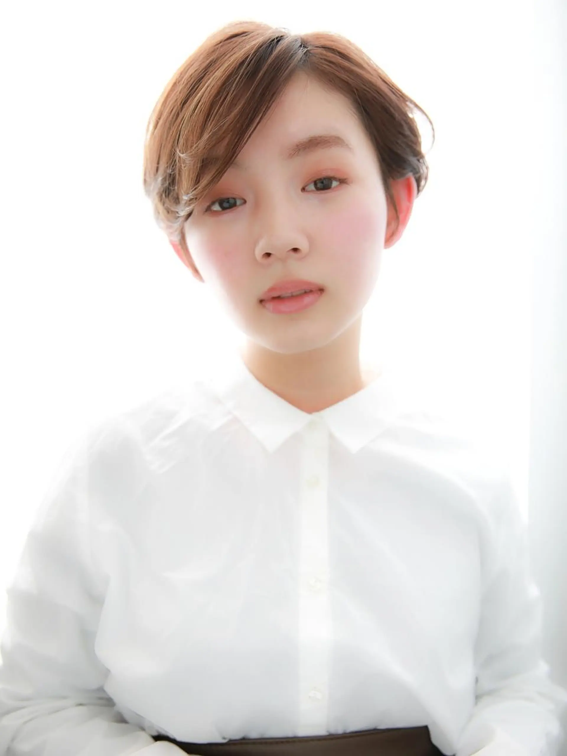 ショート カラー レイヤーカット✂️ 横浜No1♡下鳥翔子のヘアスタイル