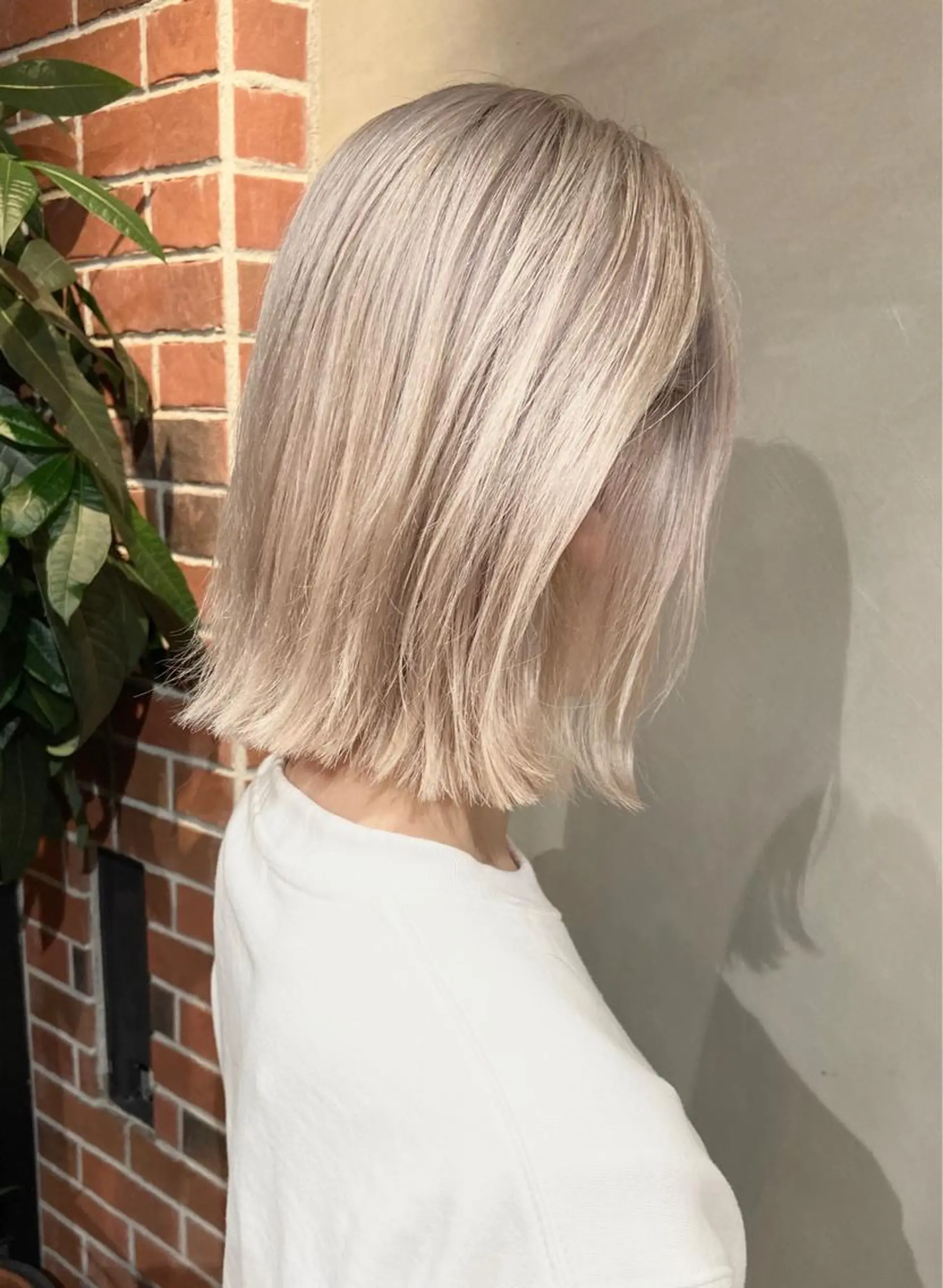 ミディアム カラー ヘアアレンジ ブリーチ 酸性縮毛矯正のプロ 杉山玲介のヘアスタイル