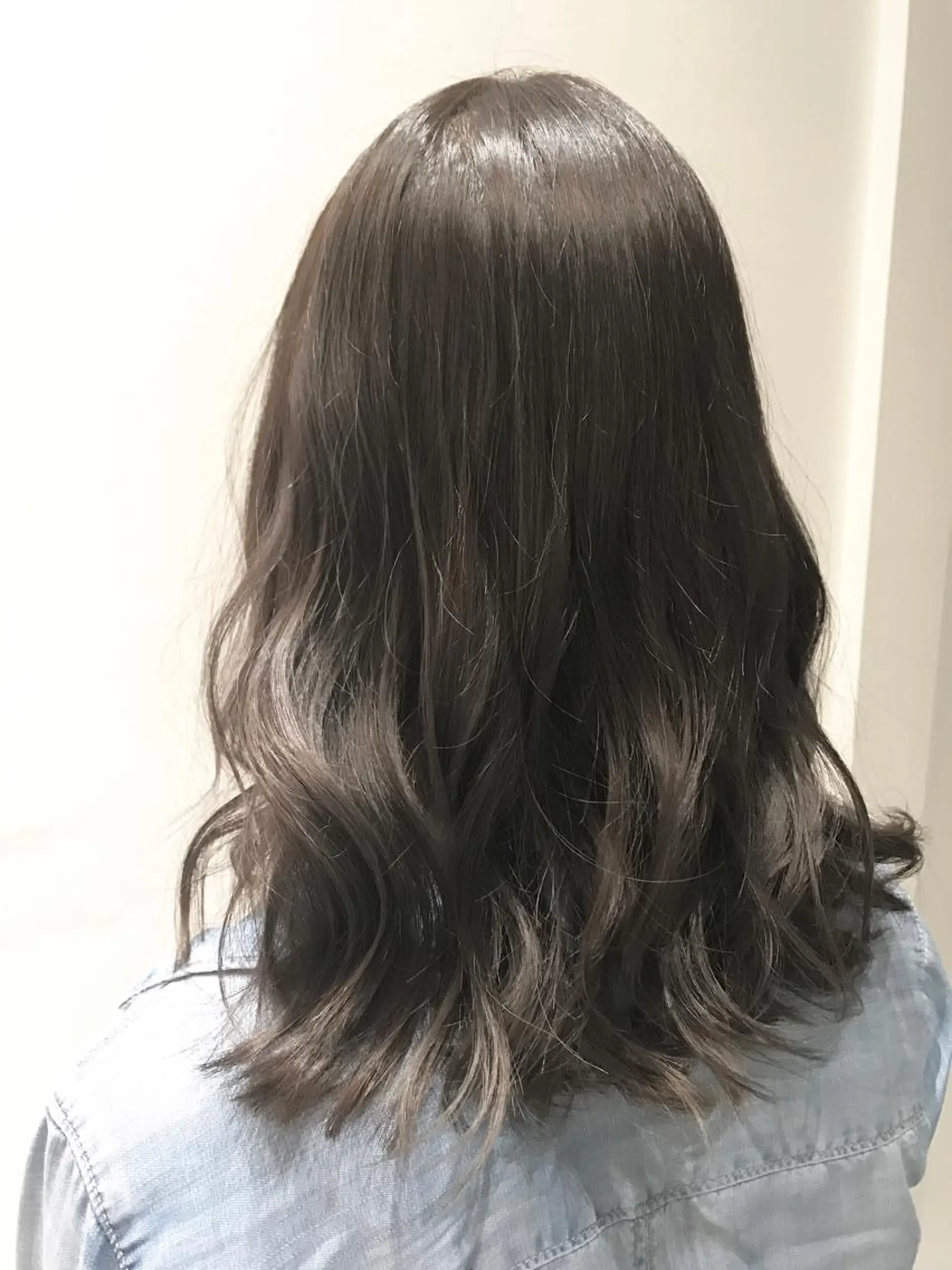 ミディアム カラー ブリーチ ケアブリーチ filo   渋谷 Gishiのヘアスタイル