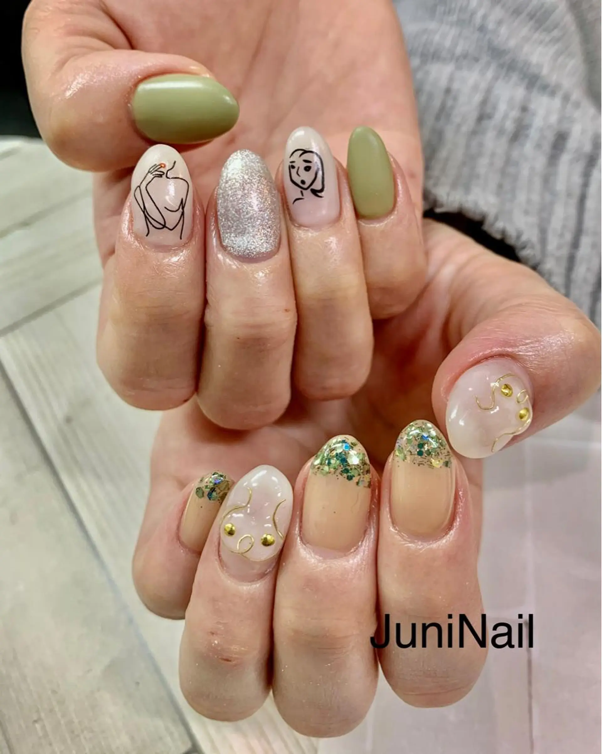 ネイル ハンドネイル JuniNail 주니네일🇰🇷suのネイルデザイン