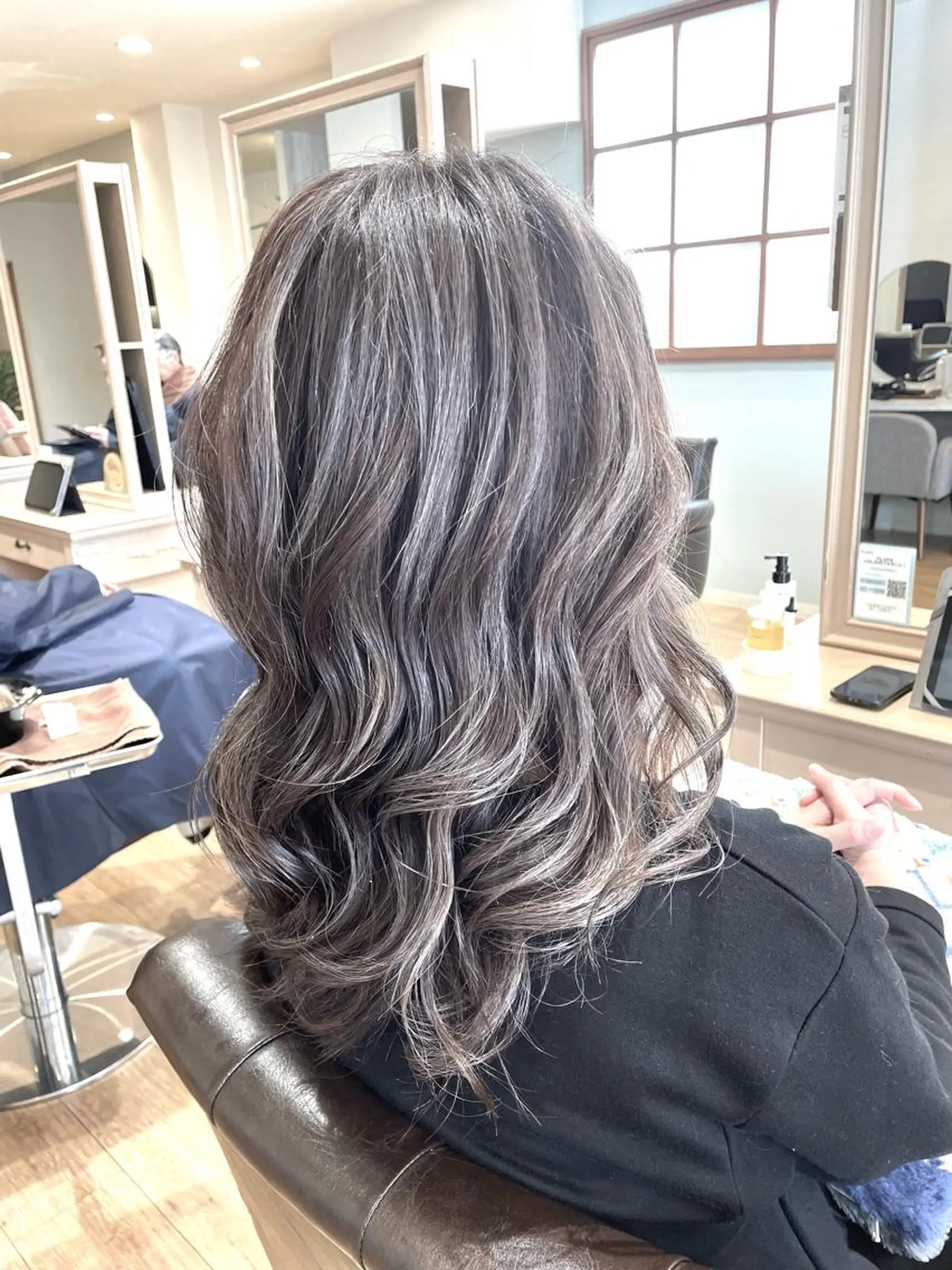 ロング 浅古 雄介のヘアスタイル