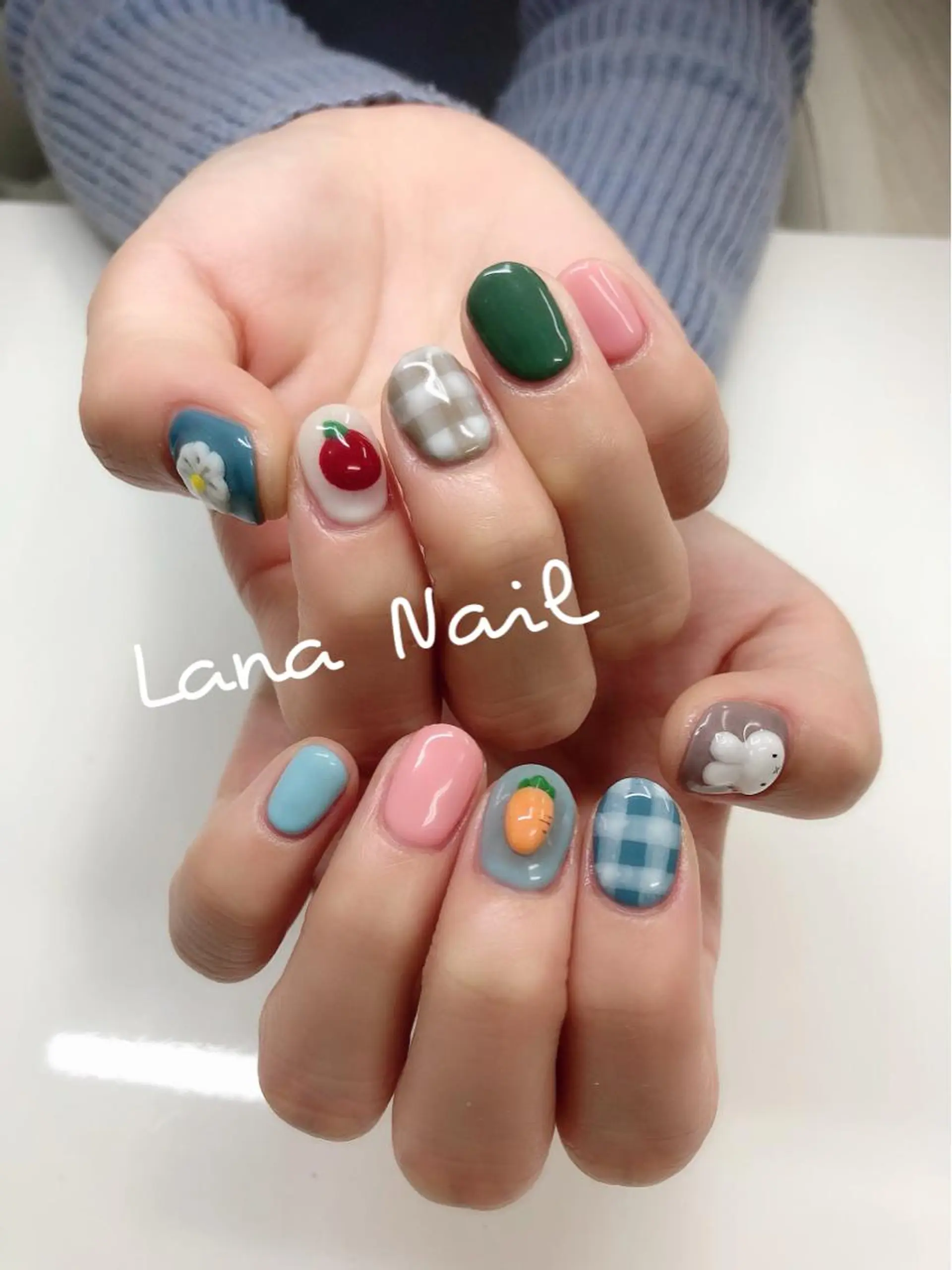 ネイル ジェルネイル Lana Nailのネイルデザイン
