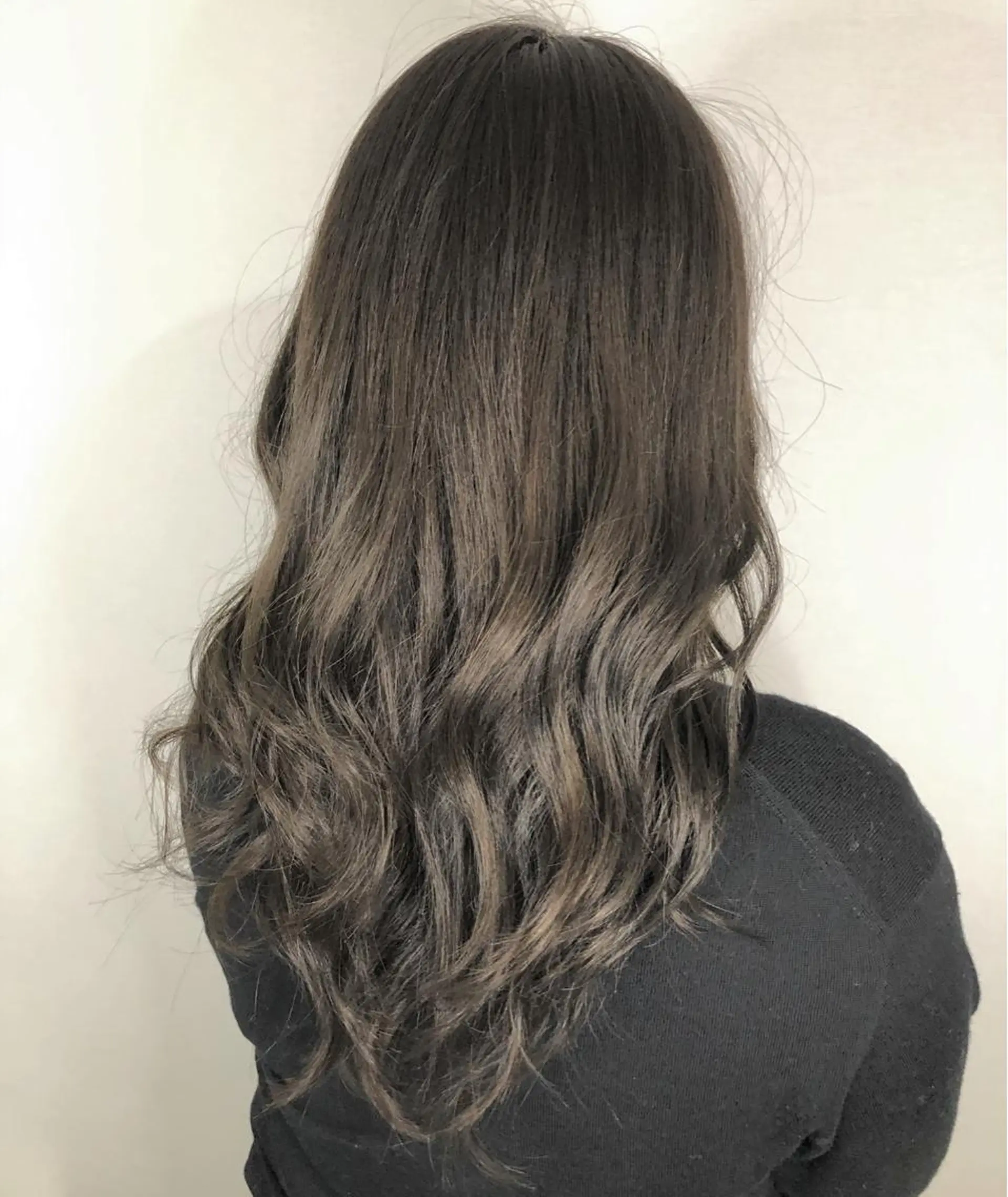 セミロング カラー レイヤー×髪質改善 ×透明感/杉田 圭のヘアスタイル