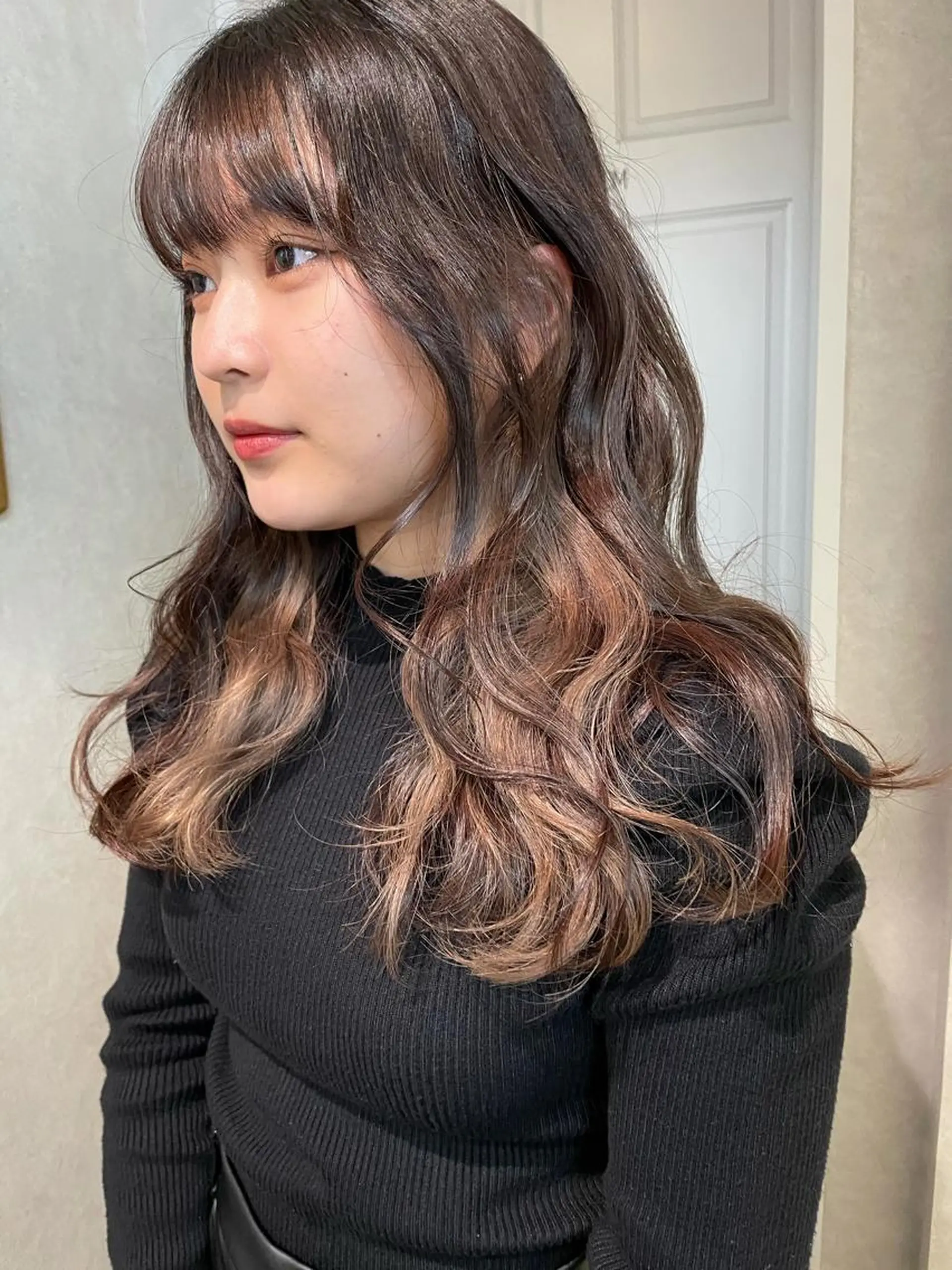 ロング カラー ベージュカラー ブリーチ ヘアカラー ナチュラル透明感🌱 小山美樹子のヘアスタイル