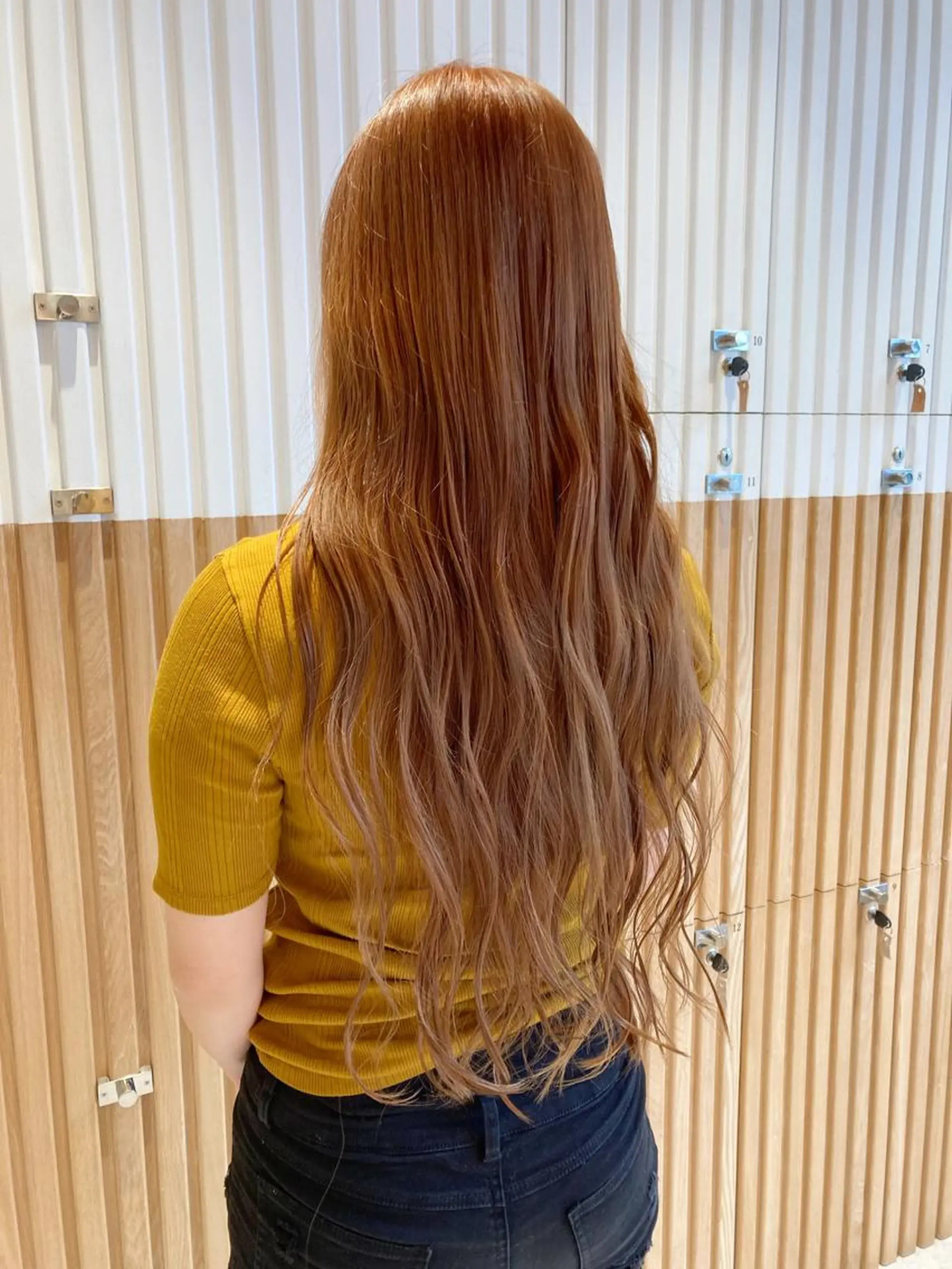 ロング カラー ベージュカラー ブリーチ ケアブリーチ 透明感カラー デザインカラー カット ヘアカラー Radix所属・ボブ/ハイトーン 福生Radix 下田のヘアスタイル