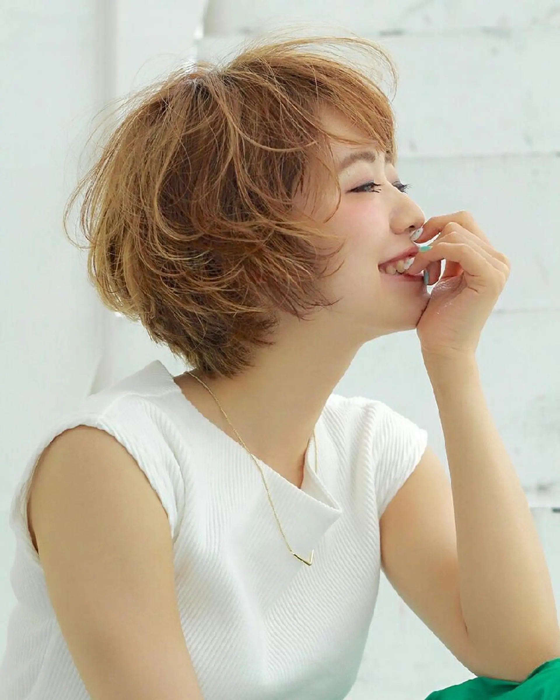 ショート カラー パーマ ヘアカラー トクイ シュンのヘアスタイル