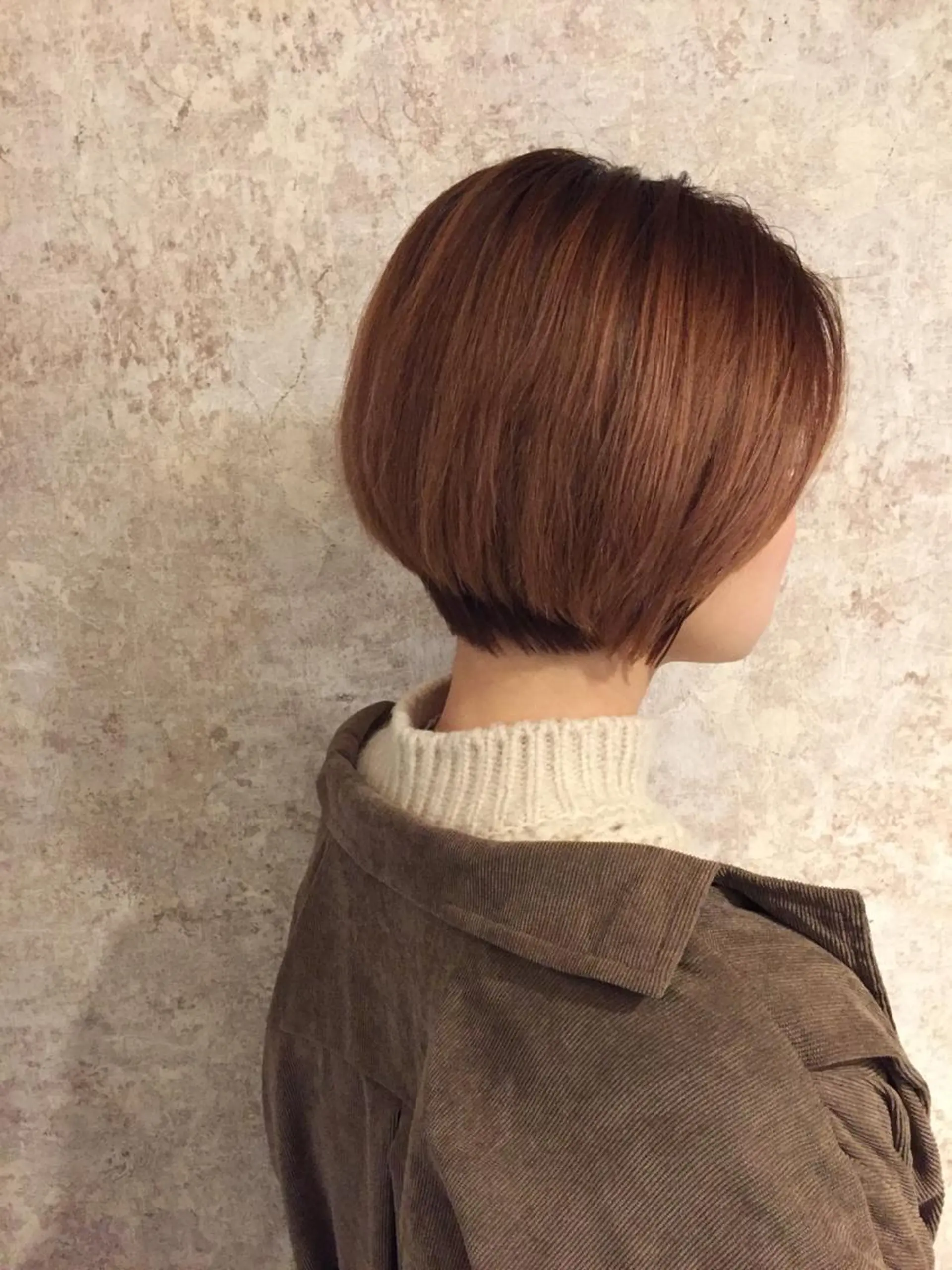 ショート 小顔カット✨ 透明感カラー/村上のヘアスタイル